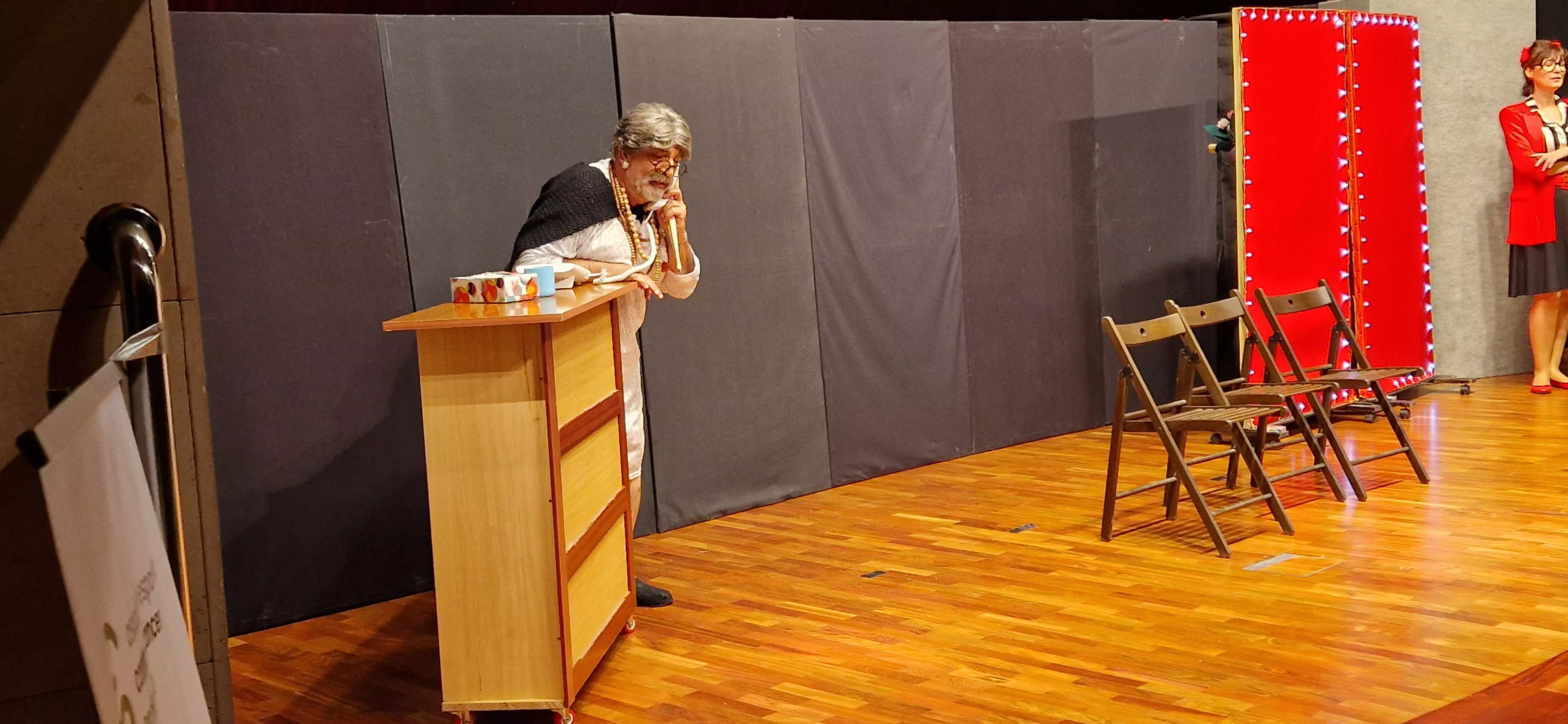 Grupo de teatro de la AECC “Sin Miedo” y la obra “Al mal tiempo…”. Foto Myriam Martínez