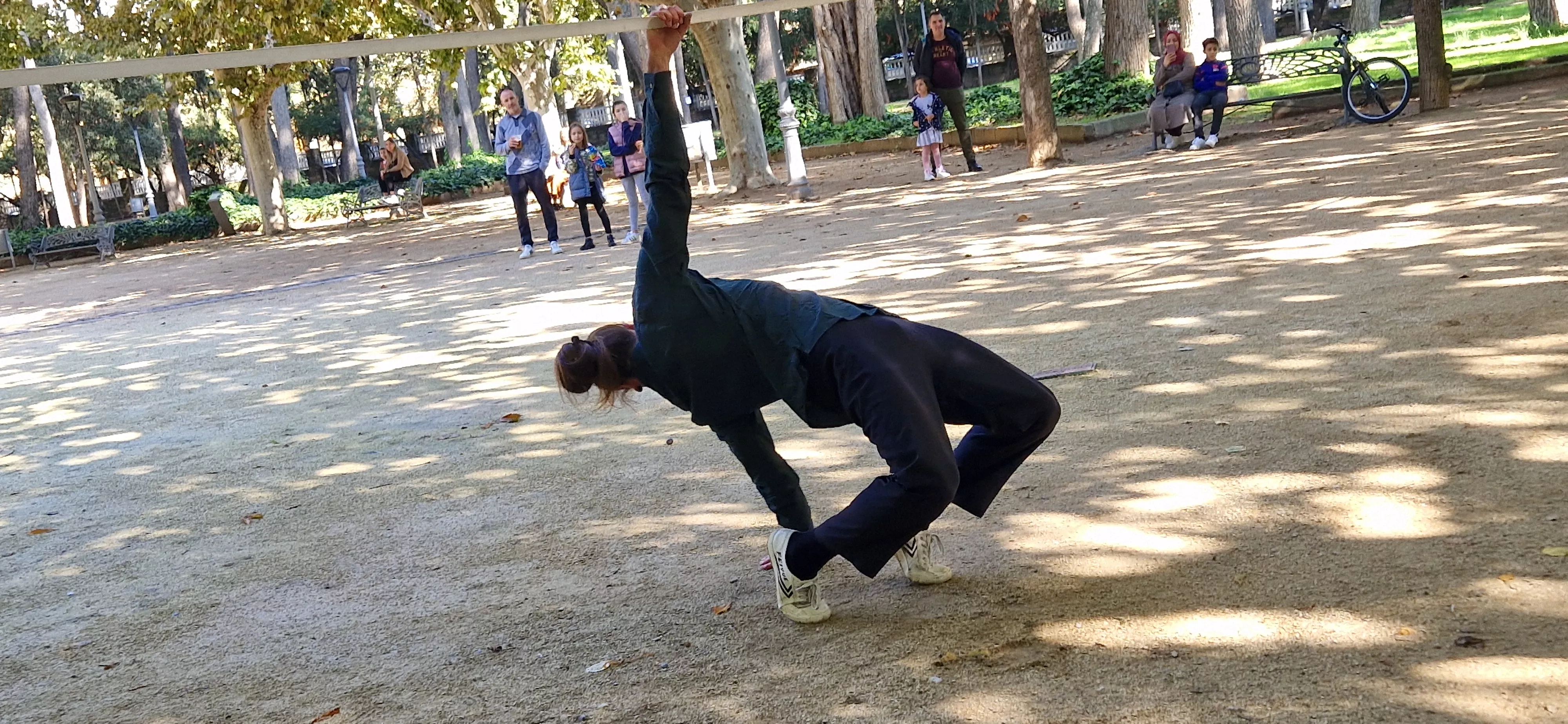 Bruno Toso y su espectáculo de  slackline en el Spin Festival. Foto Myriam Martínez 
