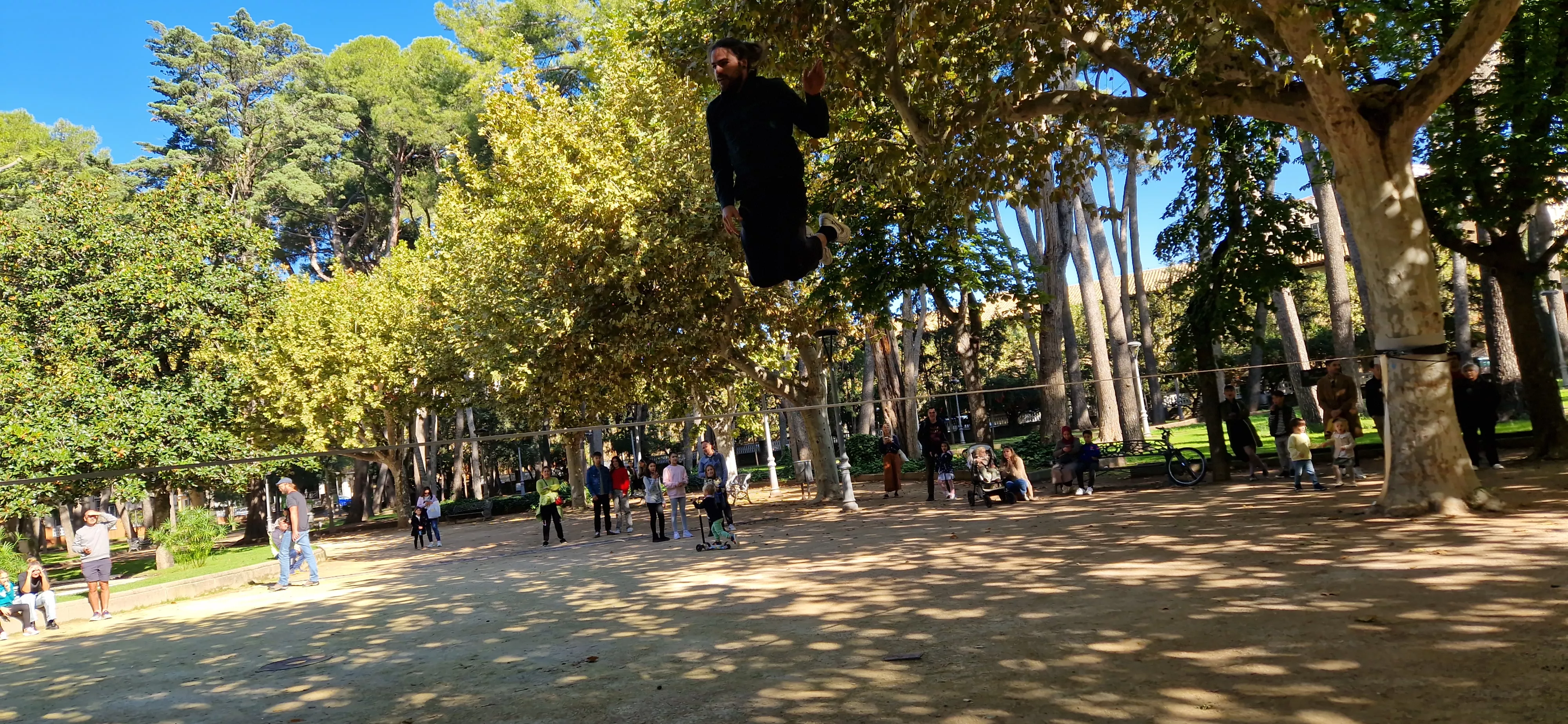 Bruno Toso y su espectáculo de  slackline en el Spin Festival. Foto Myriam Martínez 