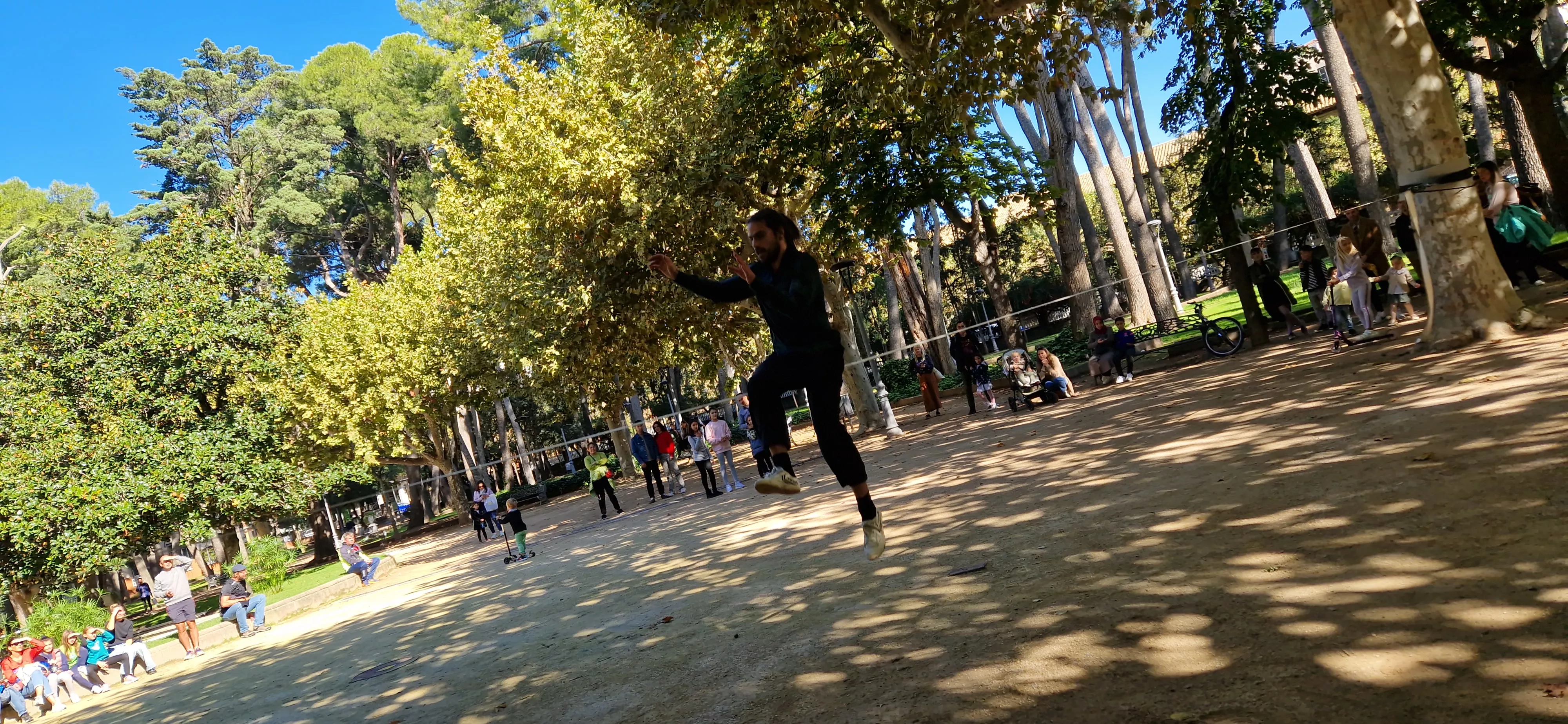 Bruno Toso y su espectáculo de  slackline en el Spin Festival. Foto Myriam Martínez 