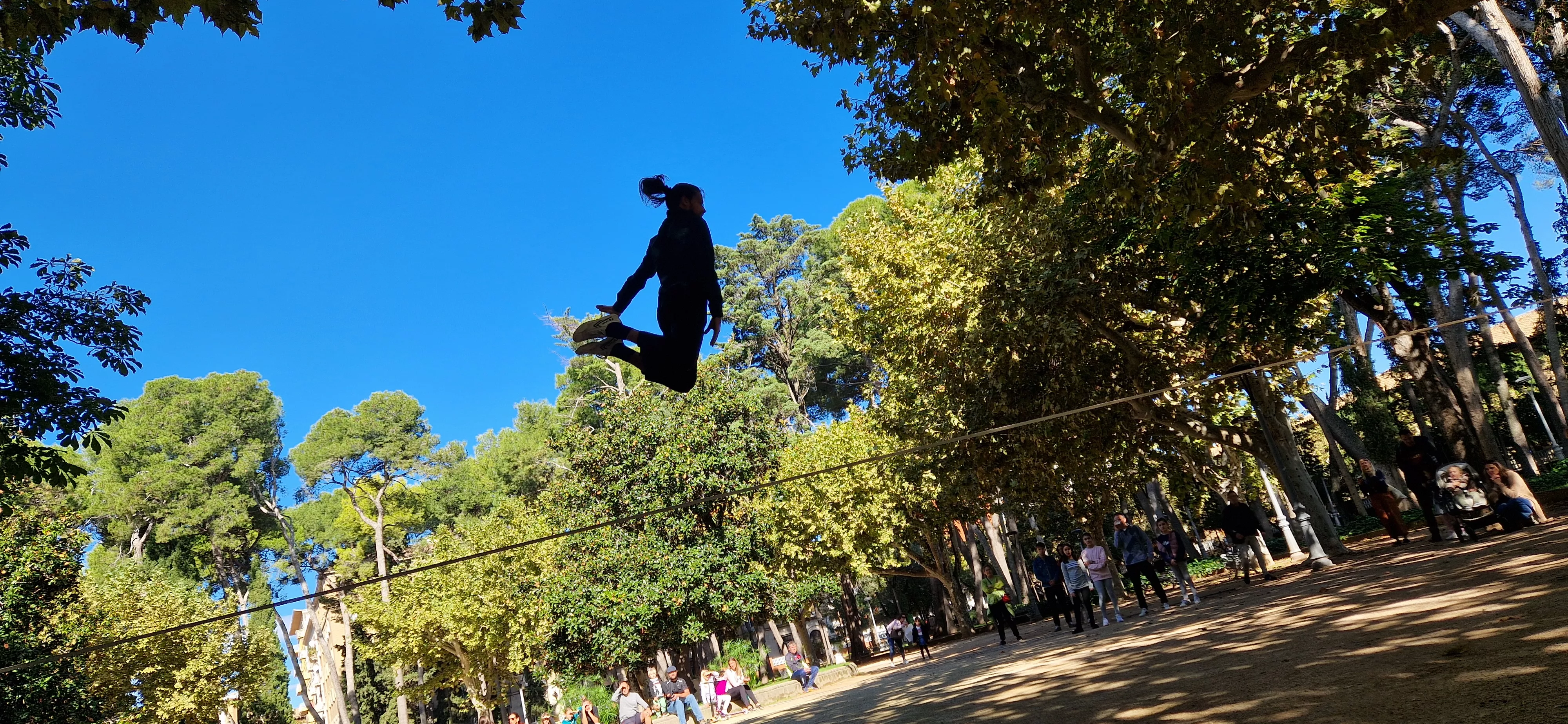 Bruno Toso y su espectáculo de  slackline en el Spin Festival. Foto Myriam Martínez 