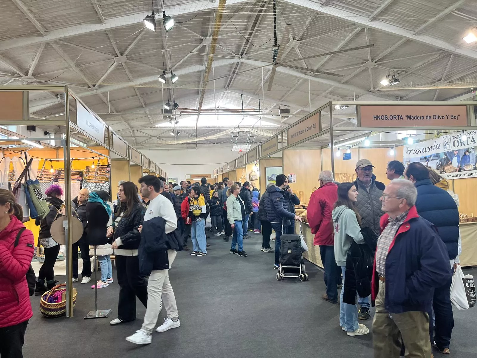 Inauguración de la Feria de Otoño de Biescas 2024