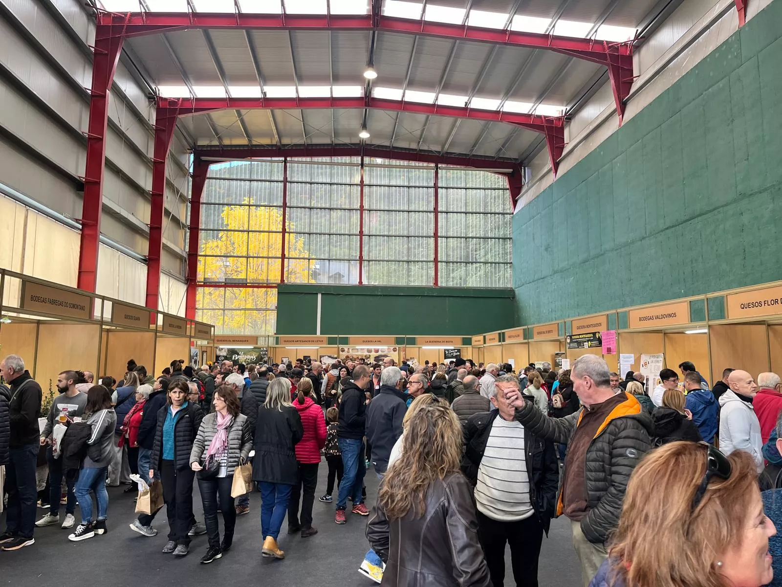 Inauguración de la Feria de Otoño de Biescas 2024