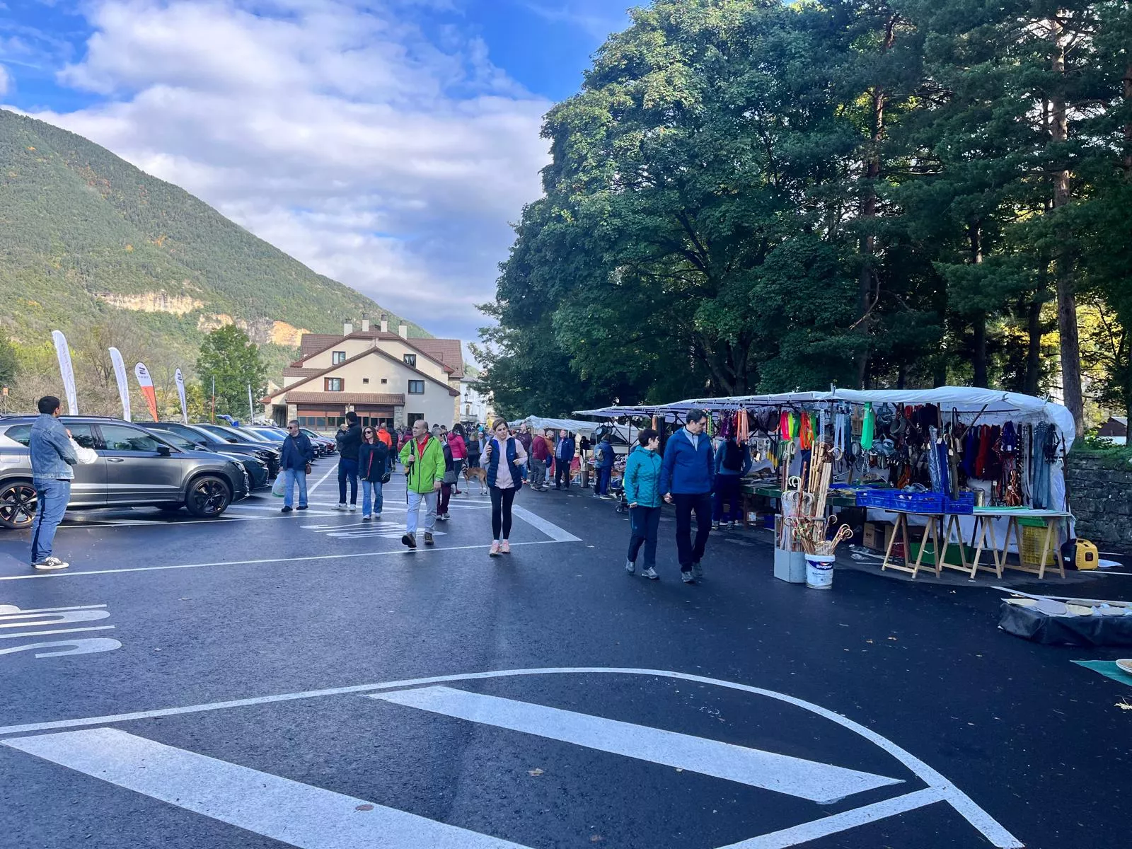 Inauguración de la Feria de Otoño de Biescas 2024