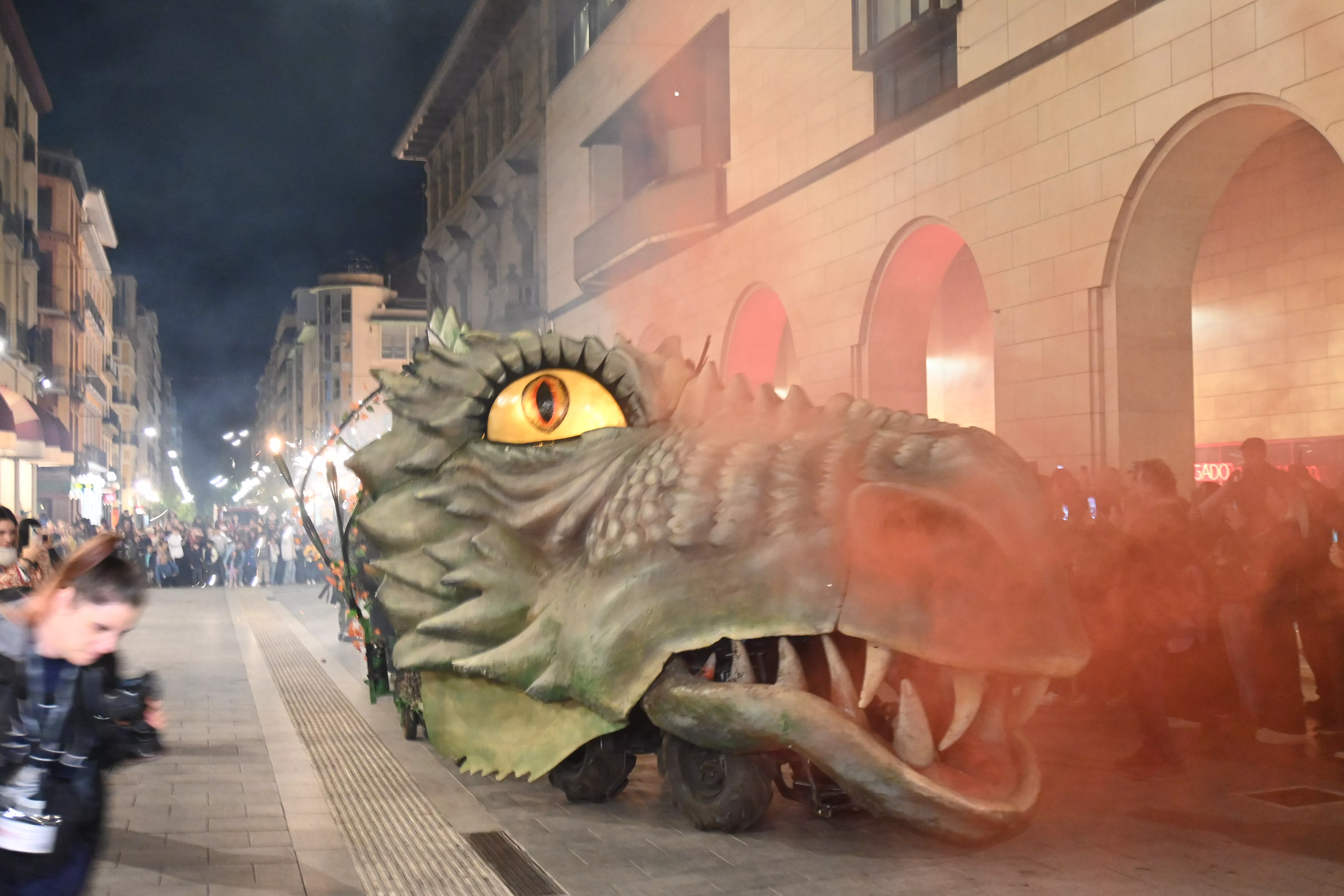 Gran Dragón del Spin Festival en Huesca