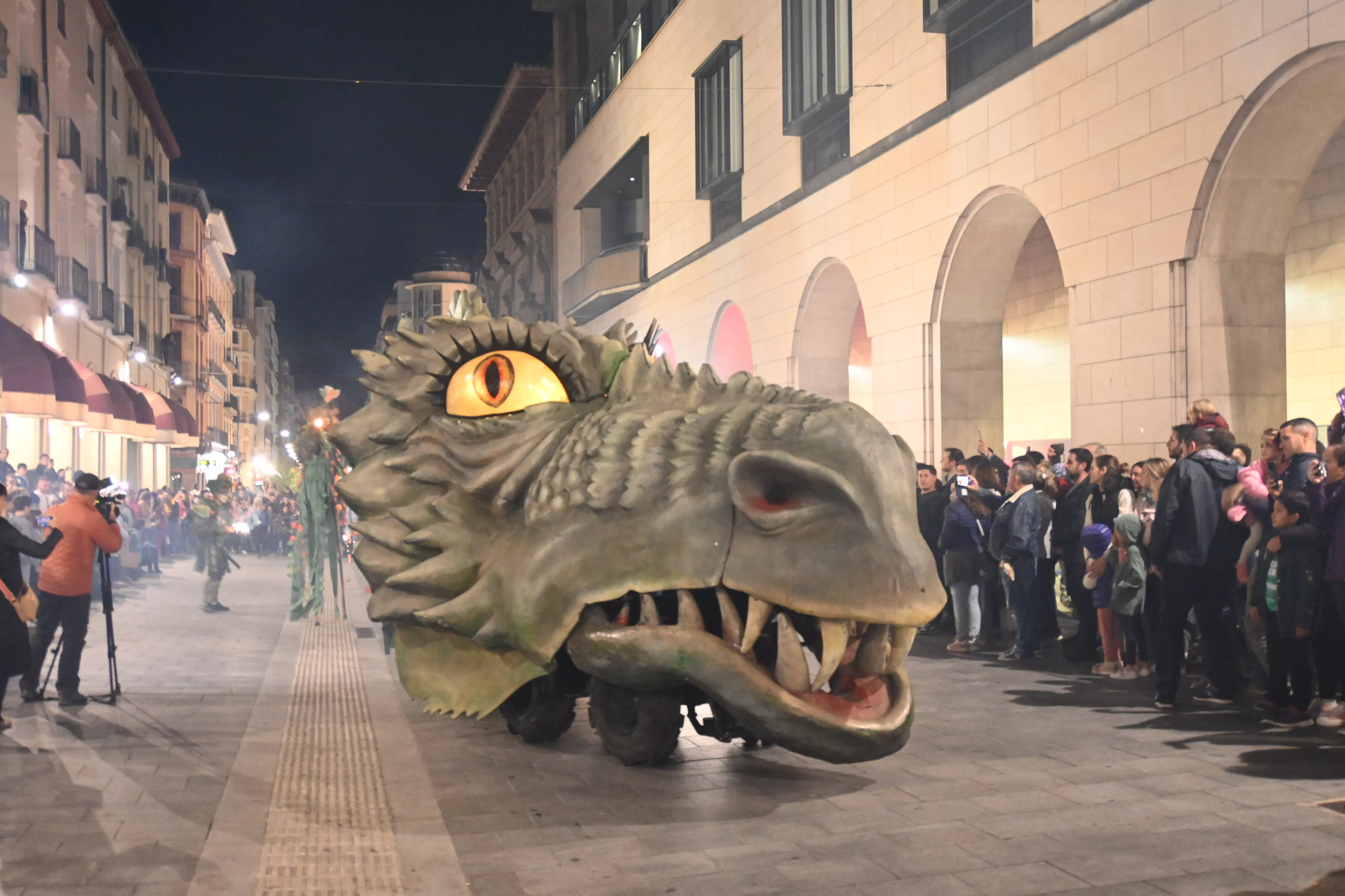 Gran Dragón del Spin Festival en Huesca