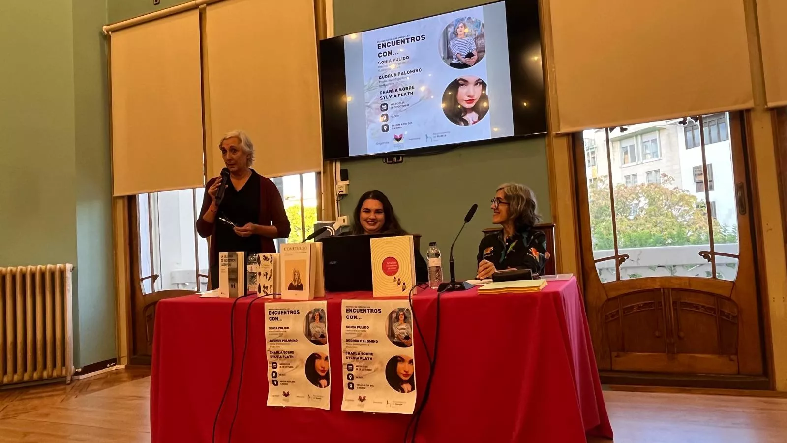 Charla con Grudun Palomino y Sonia Pulido organizada por el Colectivo de Mujeres Feministas. Foto Mercedes Manterola 