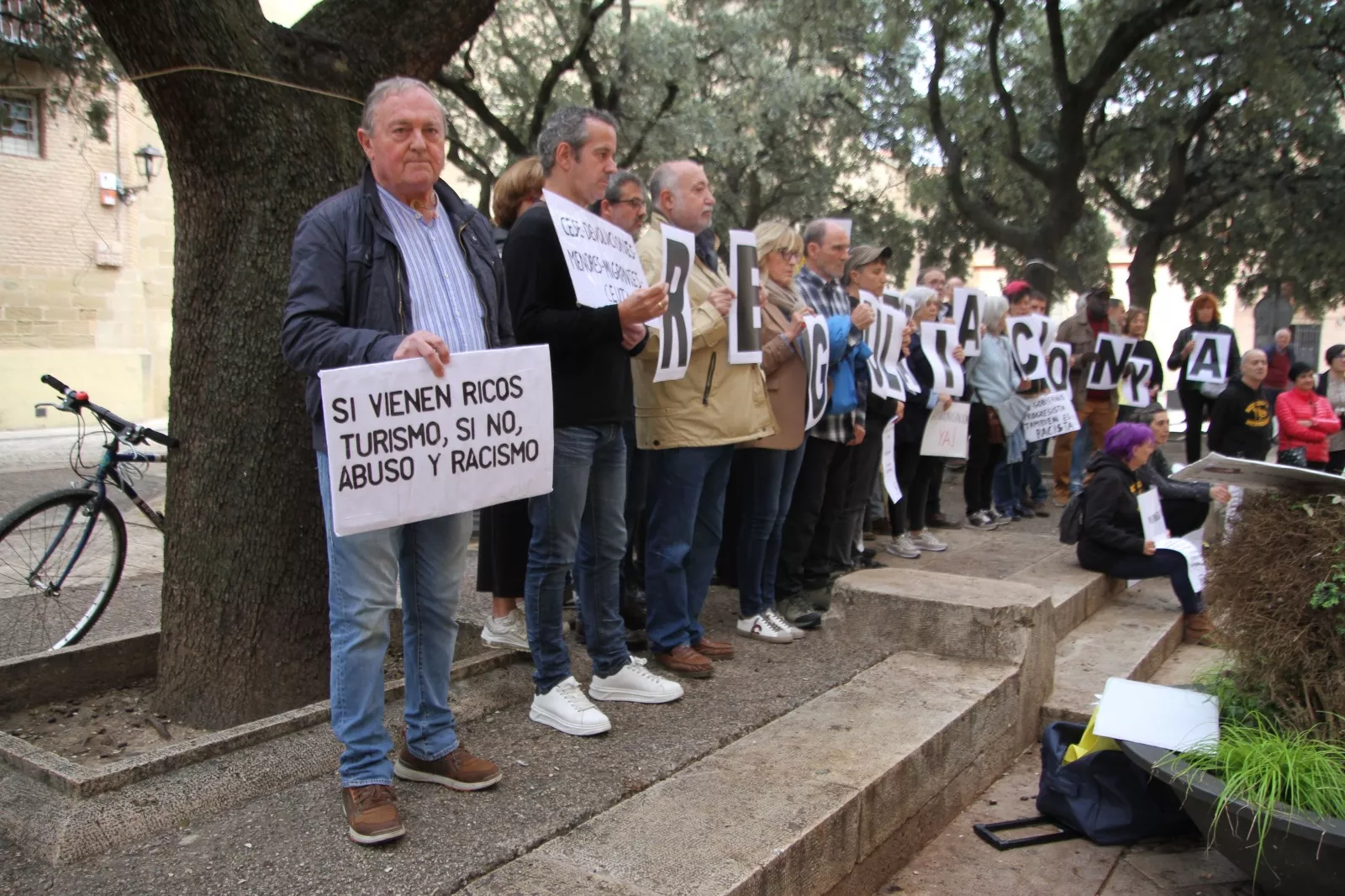 Concentración por la regularización de los inmigrantes en Huesca