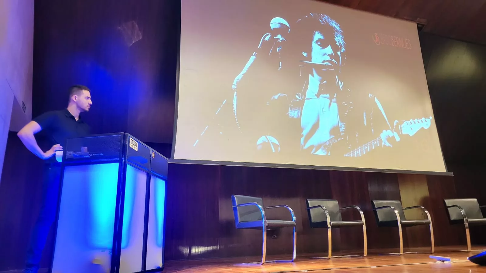 Disrockción y Bombillas Rotas en la DPH