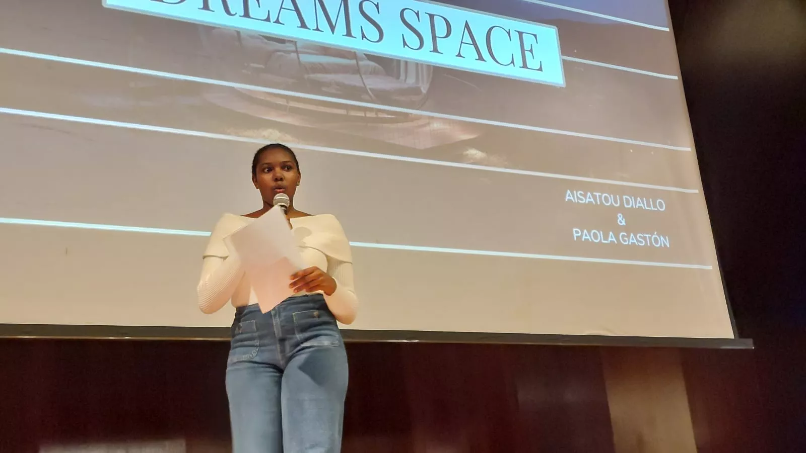 d3b661dc 8e25 460a ba14 074d38749d85