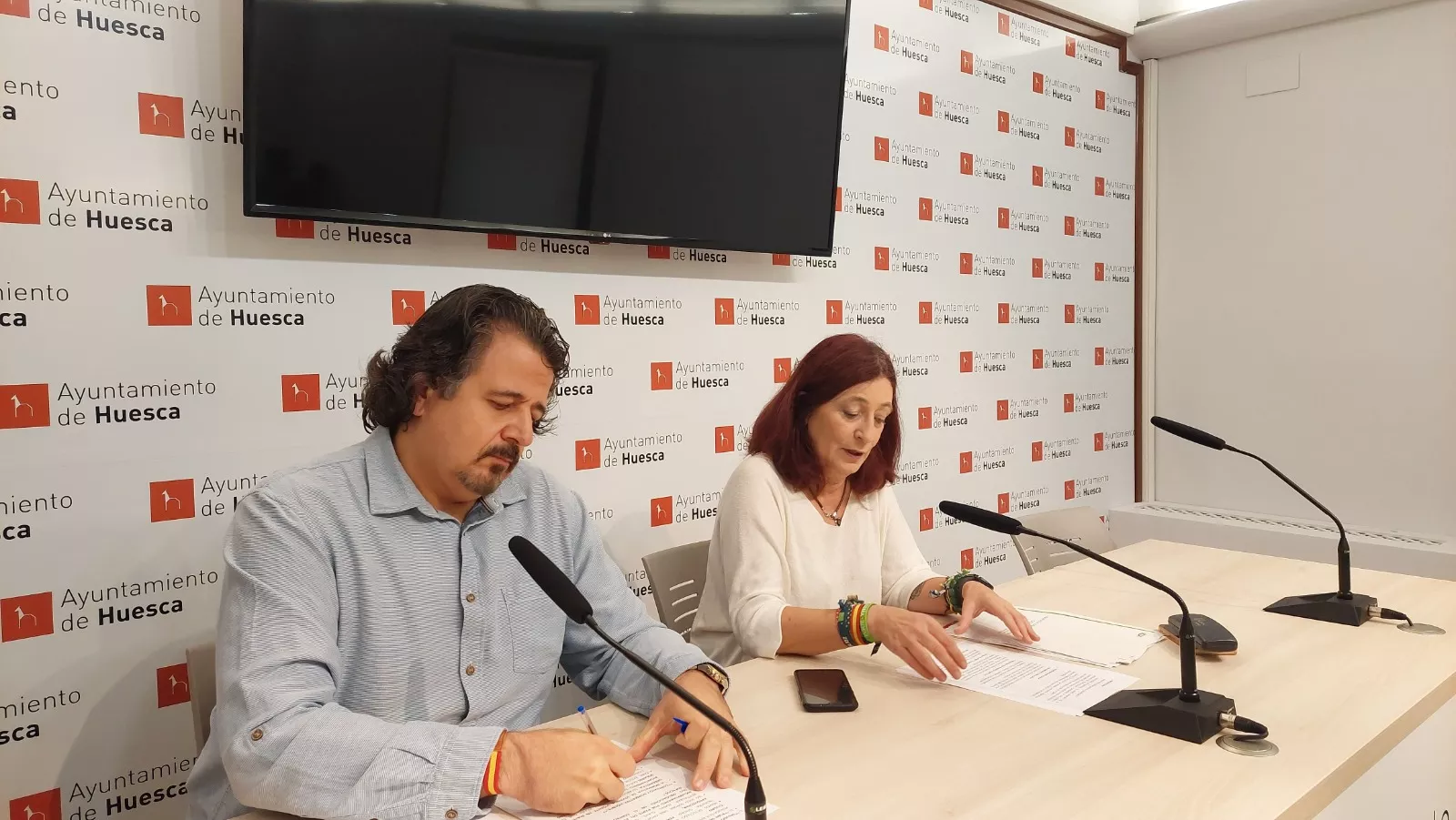 José Luis Rubió y Susana Magán, de VOX, arremeten contra Belén Almudévar