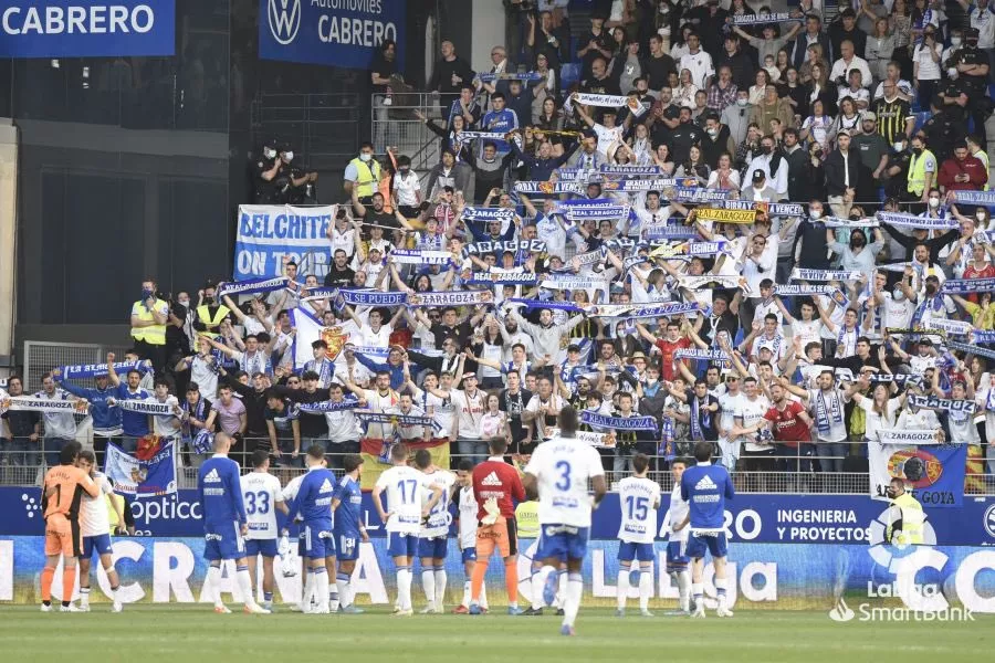 Afición del Real Zaragoza en El Alcoraz. Foto LaLiga