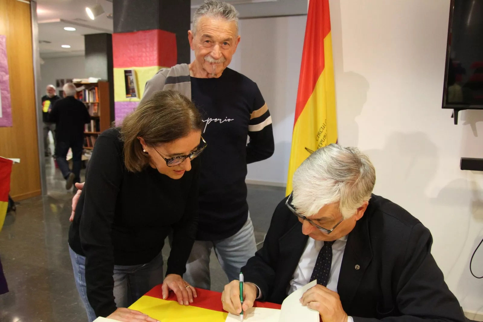 Presentación del libro "Desideria" de Domingo j. Buesa en el CRMAHU. Foto Carlos Neofato
