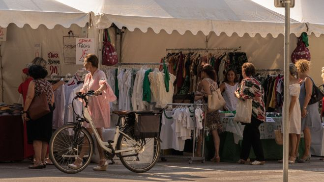 El comercio de Huesca celebra el prelaurentis en la calle