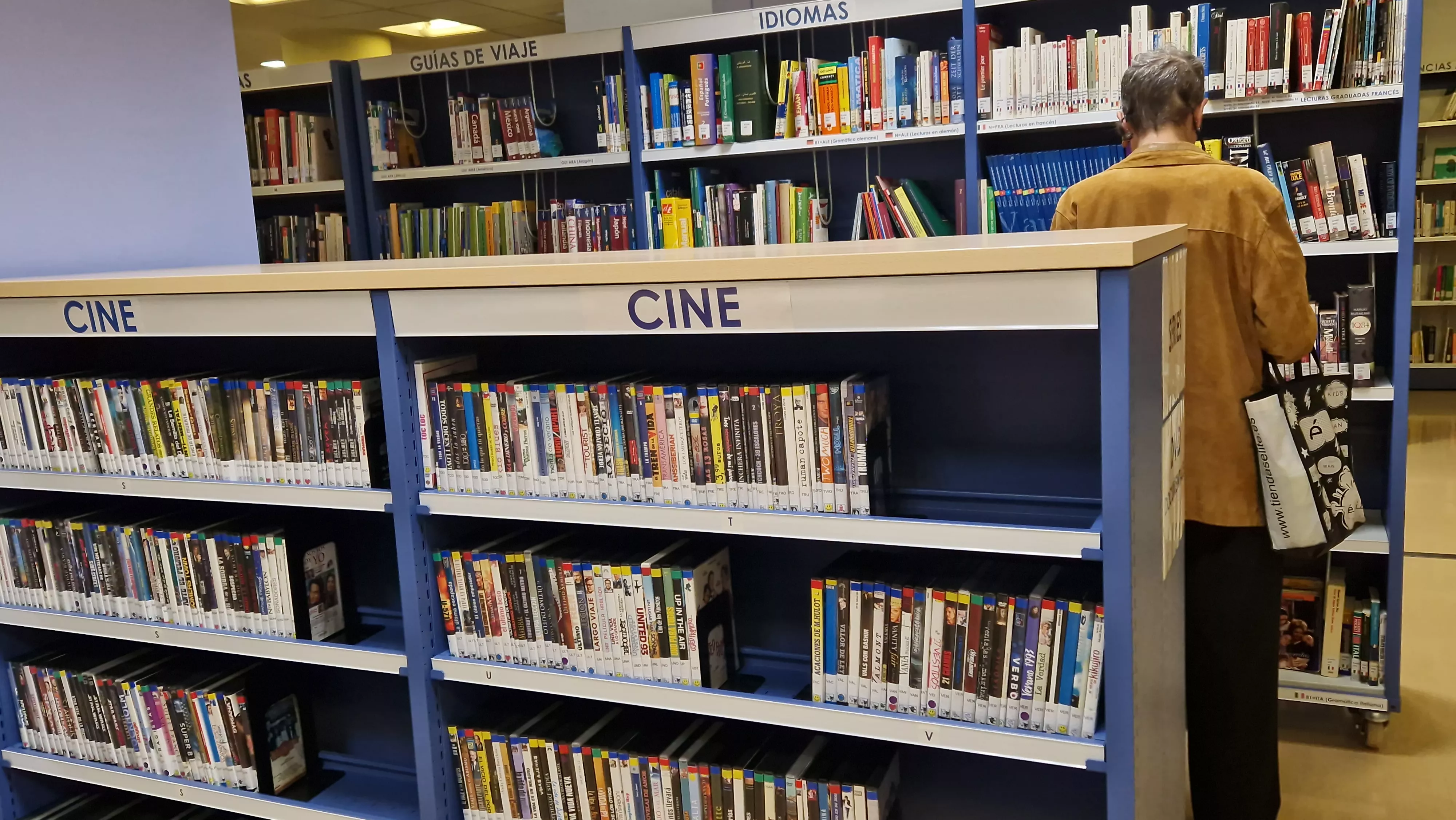 Los integrantes del Coro de la Universidad Ciudadana antes de dar comienzo a la flashmob. Foto Myriam Martínez