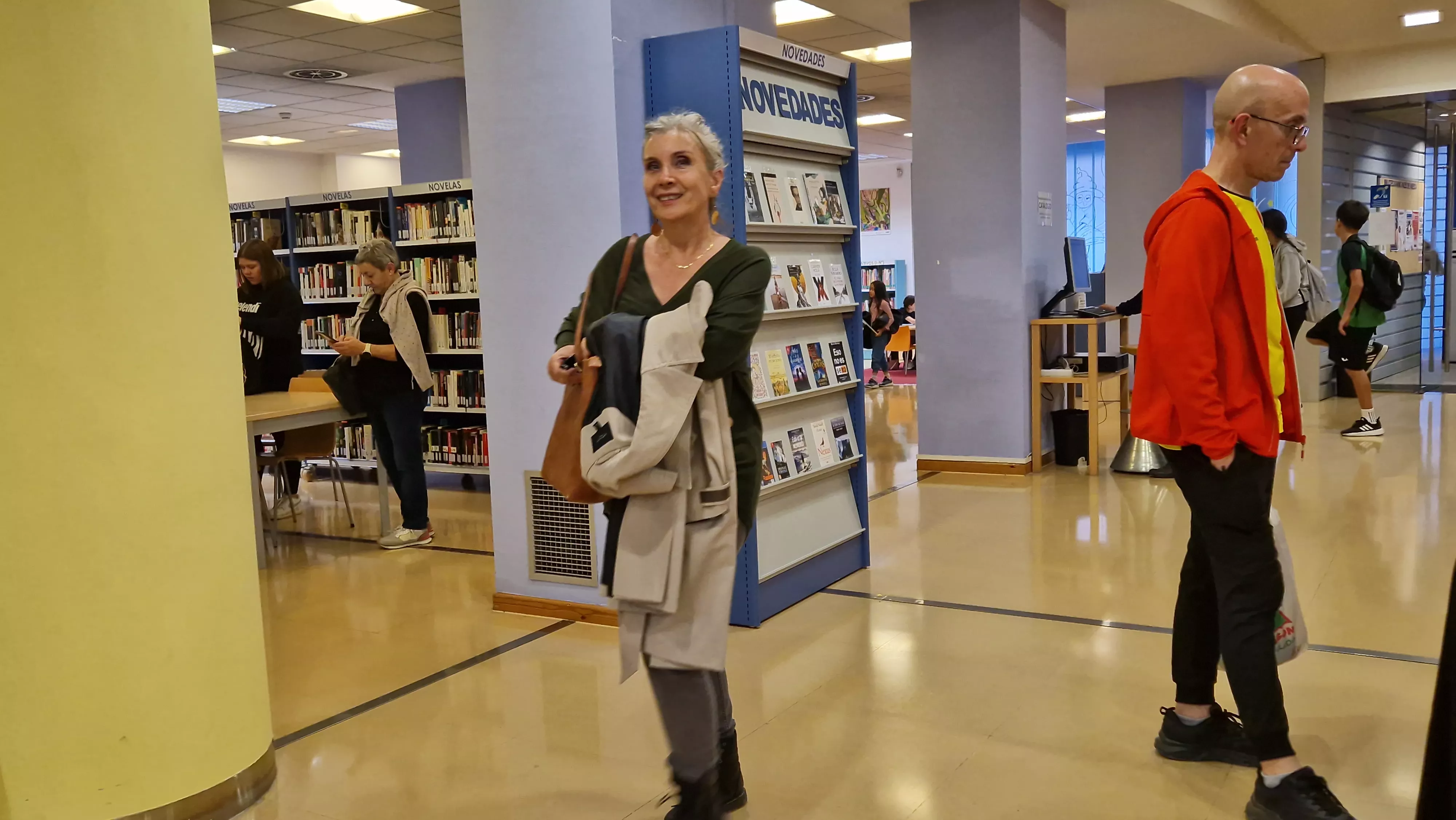 Los integrantes del Coro de la Universidad Ciudadana antes de dar comienzo a la flashmob. Foto Myriam Martínez