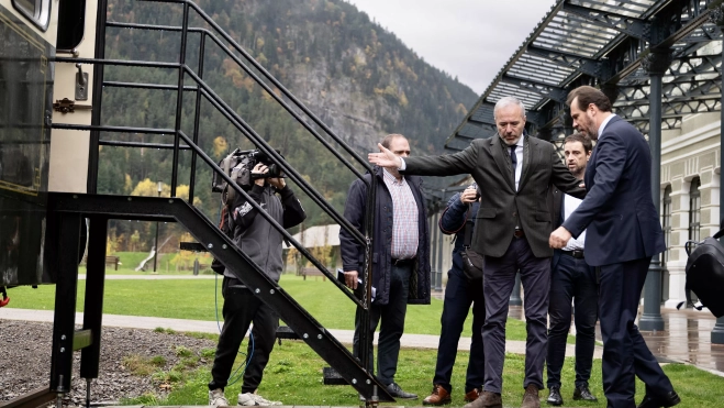 La reunión se ha celebrado en la estación de Canfranc. La reunión se ha celebrado en la estación de Canfranc.