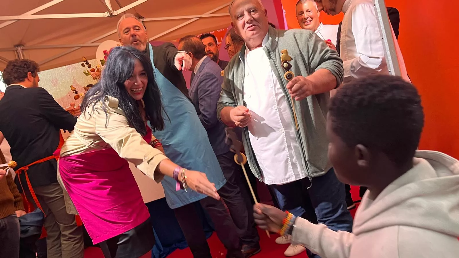 Inauguración de la primera edición de la Feria del Dulce en Huesca. Foto Mercedes Manterola