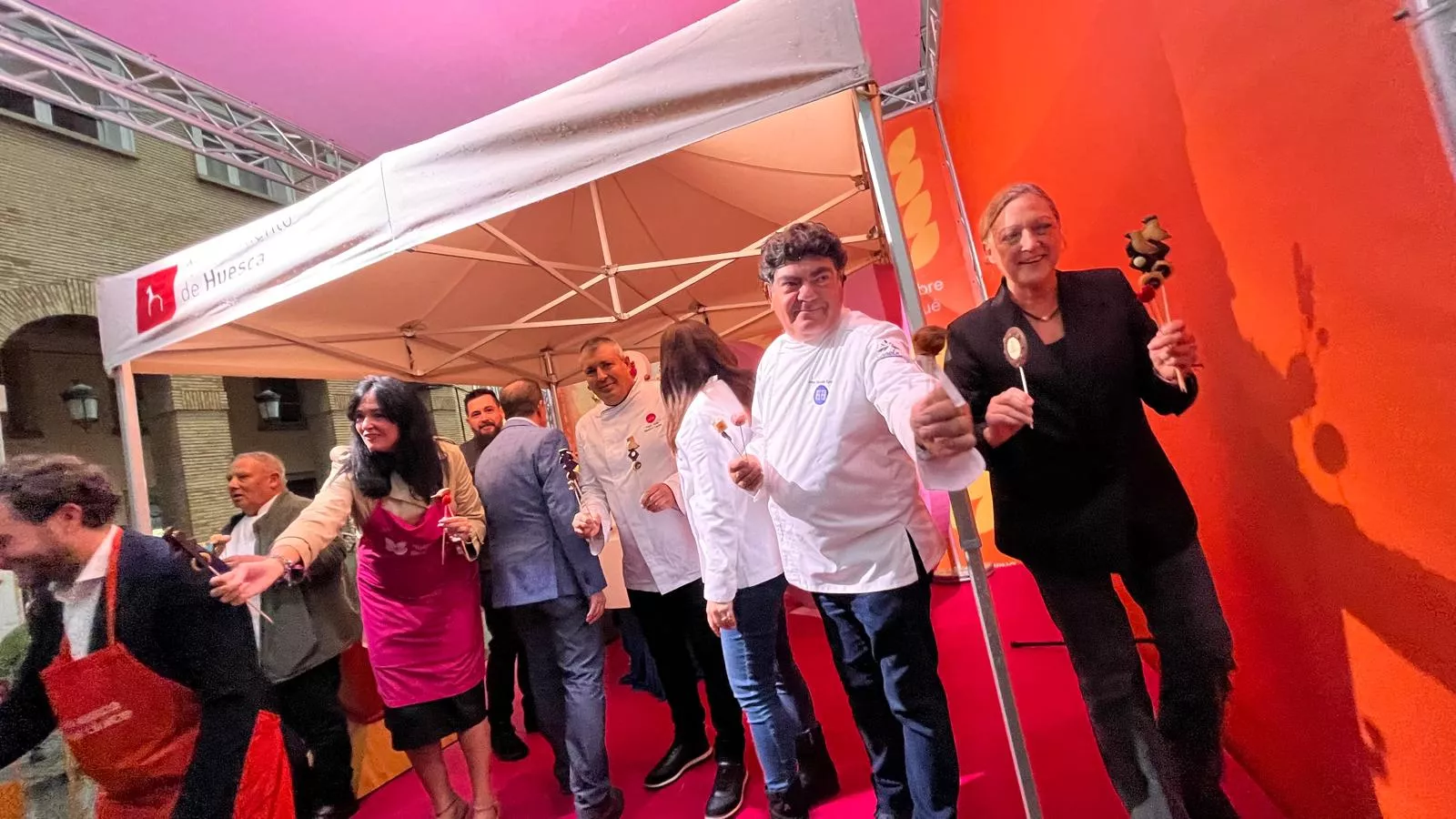 Inauguración de la primera edición de la Feria del Dulce en Huesca. Foto Mercedes Manterola