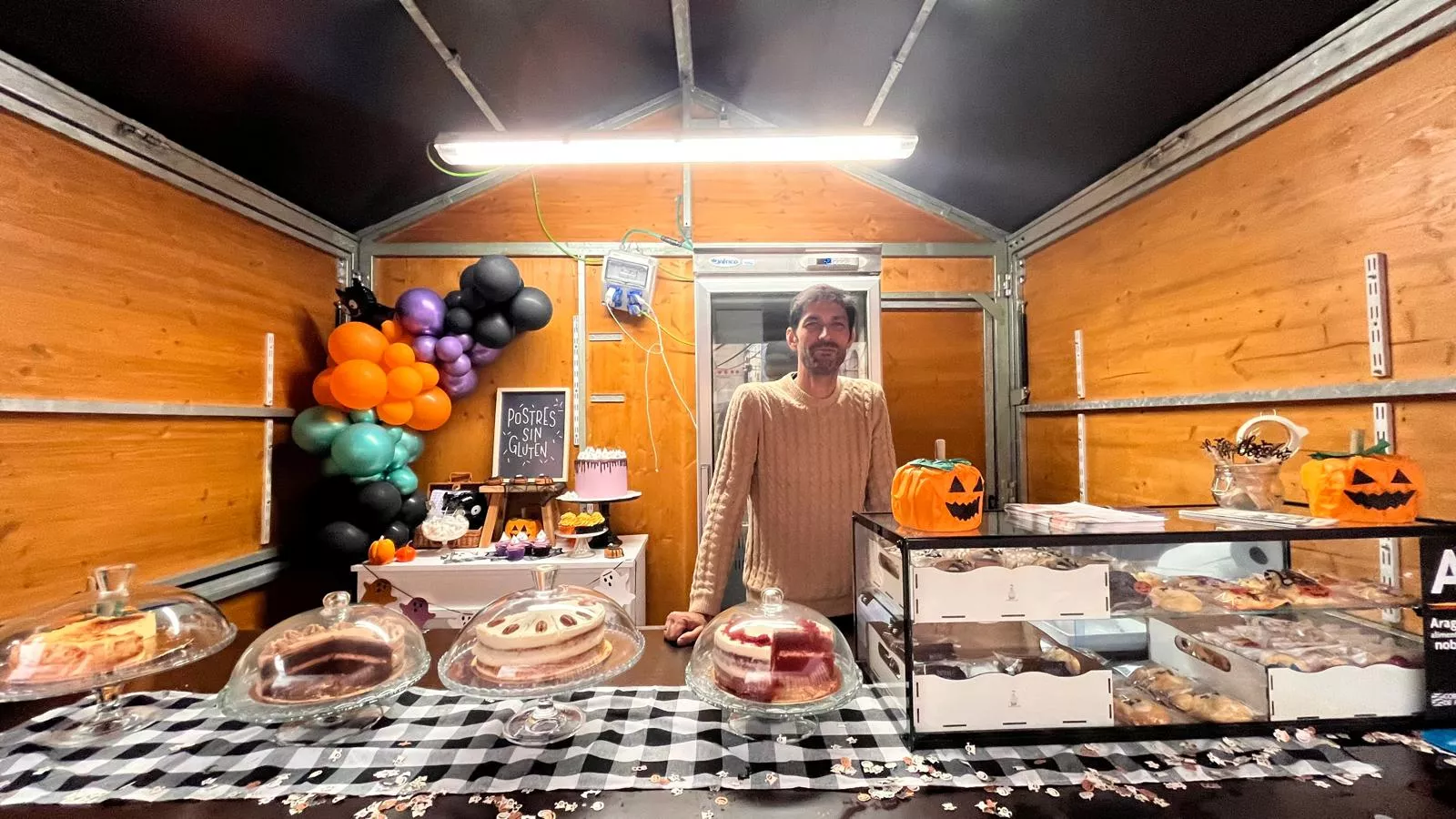 Inauguración de la primera edición de la Feria del Dulce en Huesca. Foto Mercedes Manterola