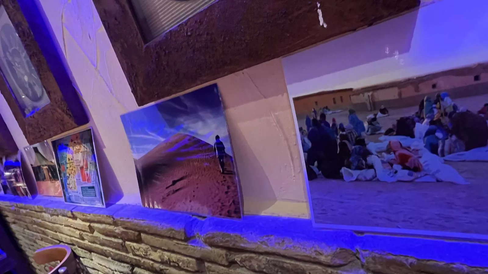 Mercadillo solidario del Sáhara Colour Rice en la Sala Edén de Huesca. Foto Mercedes Manterola