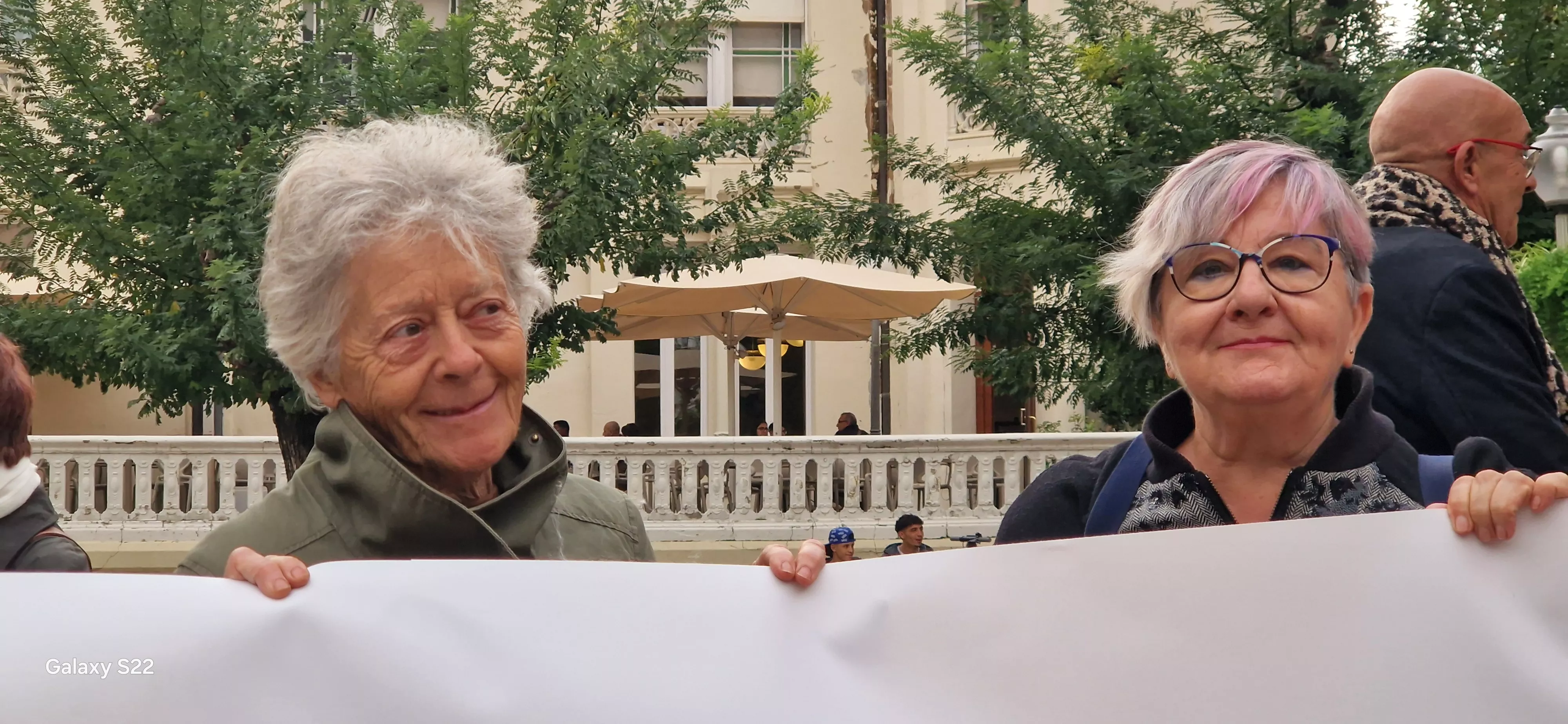  Concentración en Huesca en defensa de la sanidad pública. Foto Myriam Martínez 