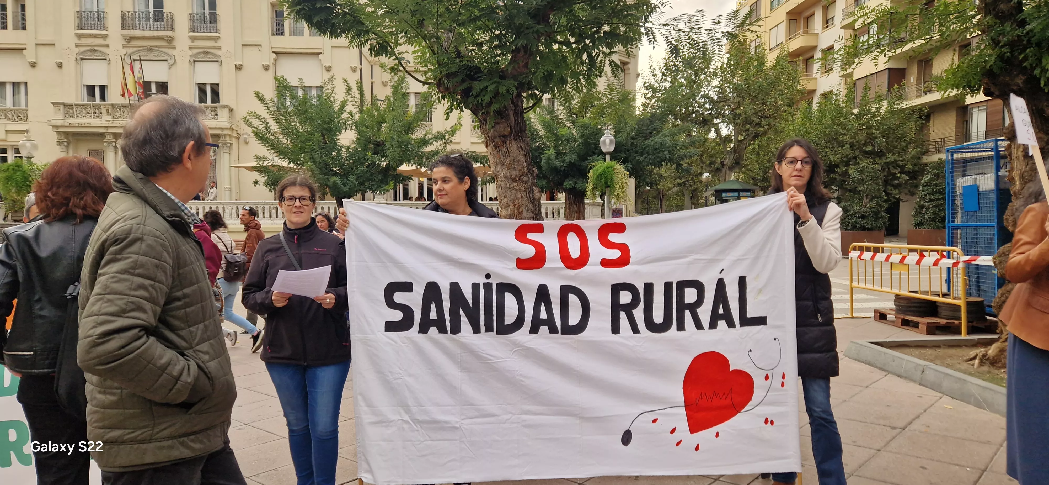  Concentración en Huesca en defensa de la sanidad pública. Foto Myriam Martínez 