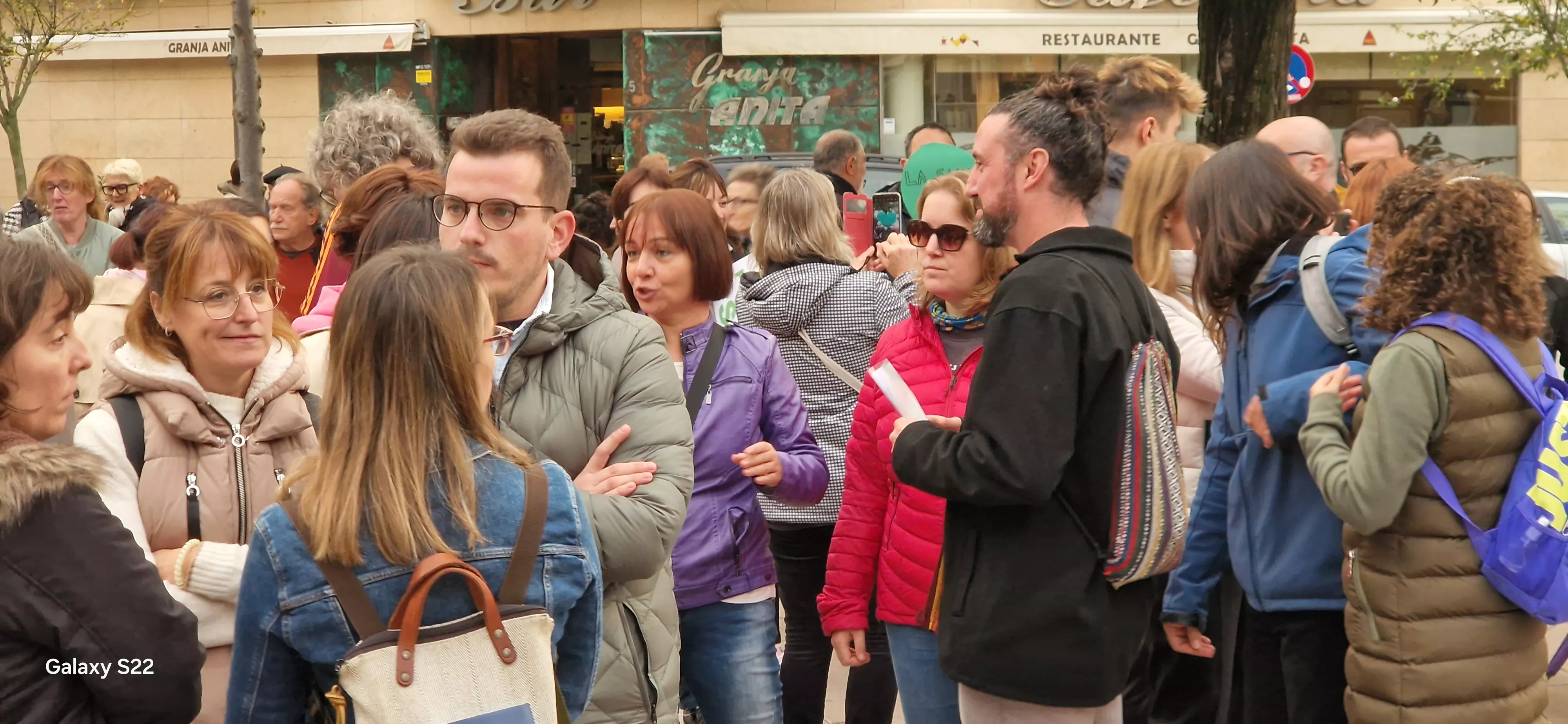  Concentración en Huesca en defensa de la sanidad pública. Foto Myriam Martínez 