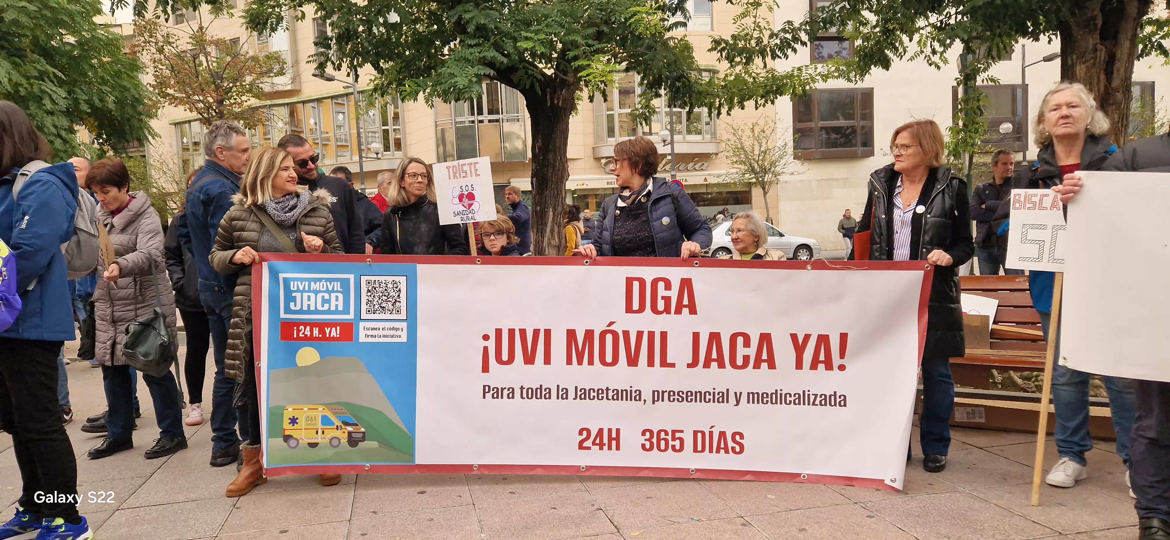  Concentración en Huesca en defensa de la sanidad pública. Foto Myriam Martínez 