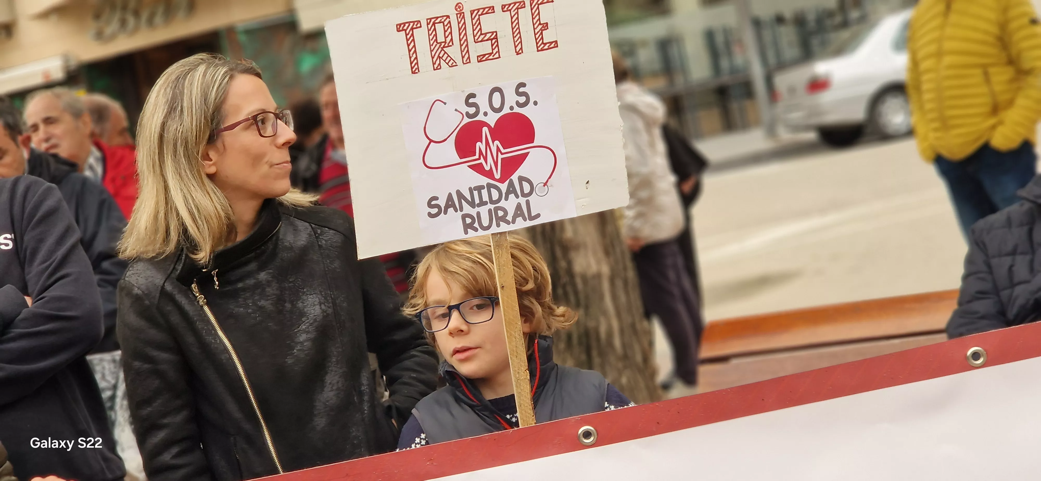  Concentración en Huesca en defensa de la sanidad pública. Foto Myriam Martínez 