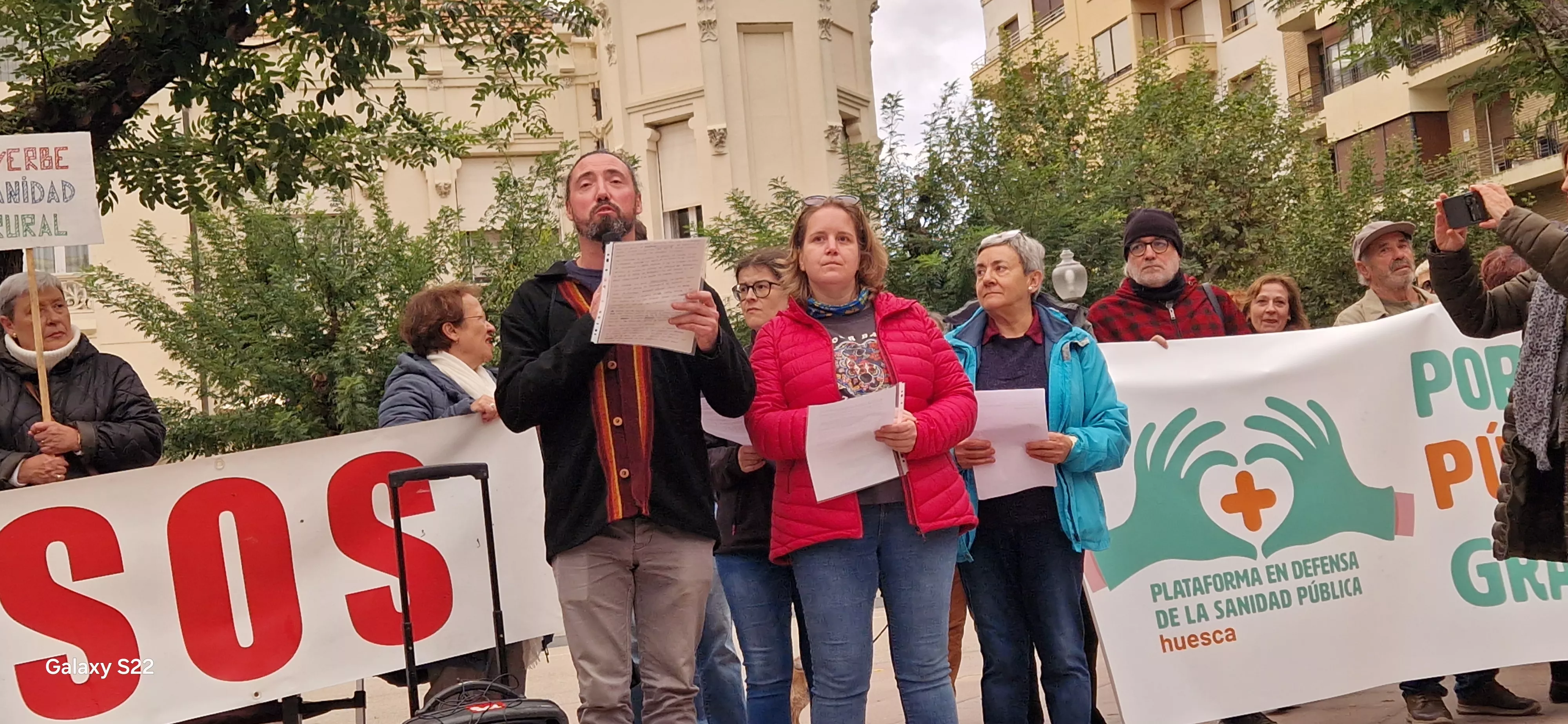  Concentración en Huesca en defensa de la sanidad pública. Foto Myriam Martínez 