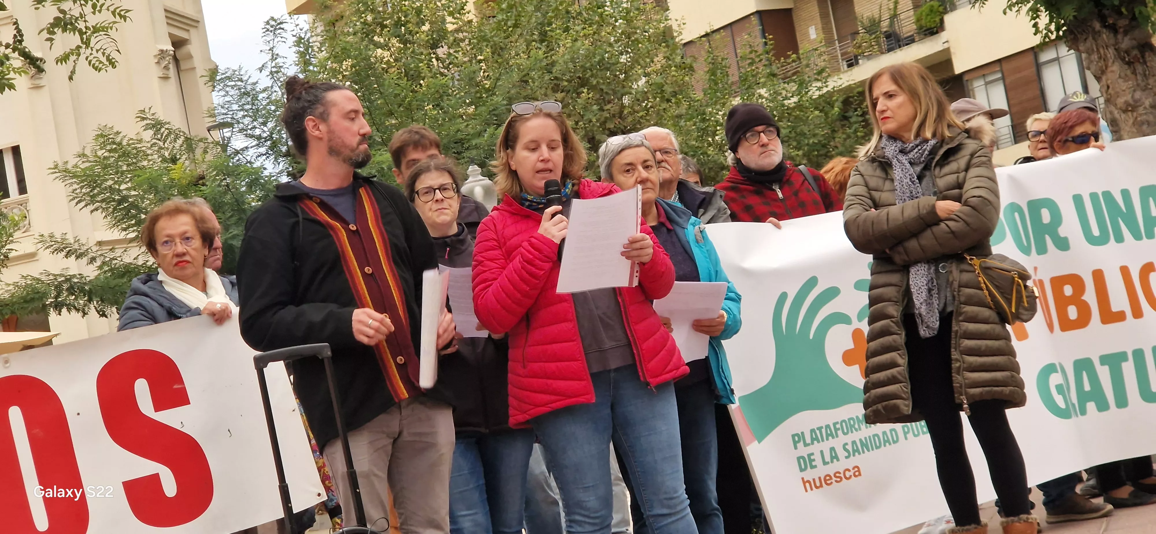  Concentración en Huesca en defensa de la sanidad pública. Foto Myriam Martínez 