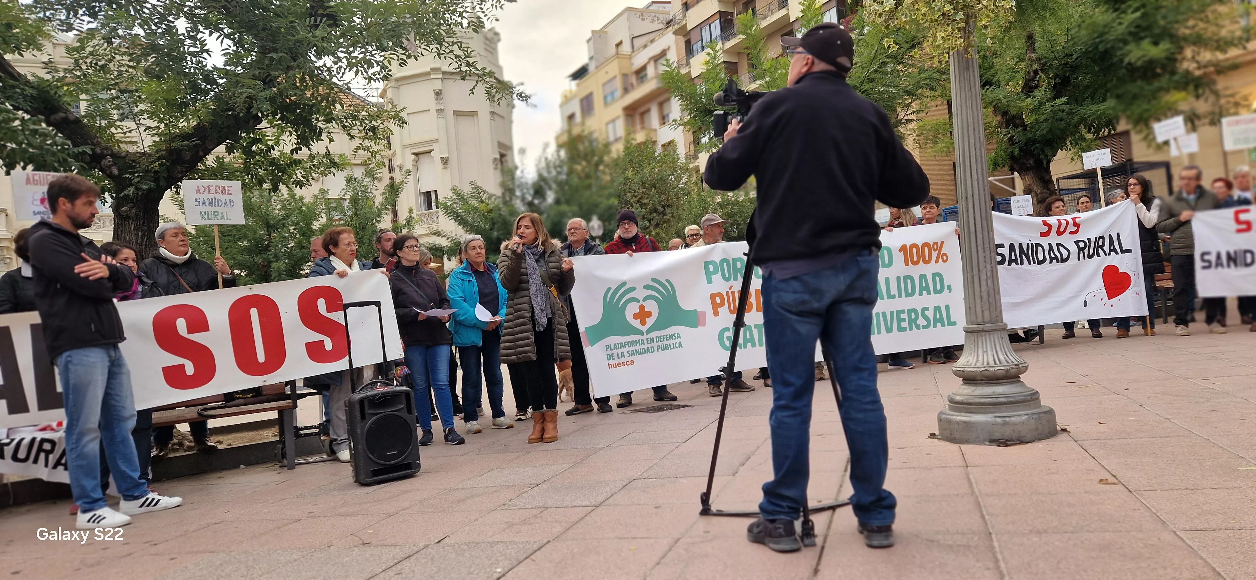  Concentración en Huesca en defensa de la sanidad pública. Foto Myriam Martínez 