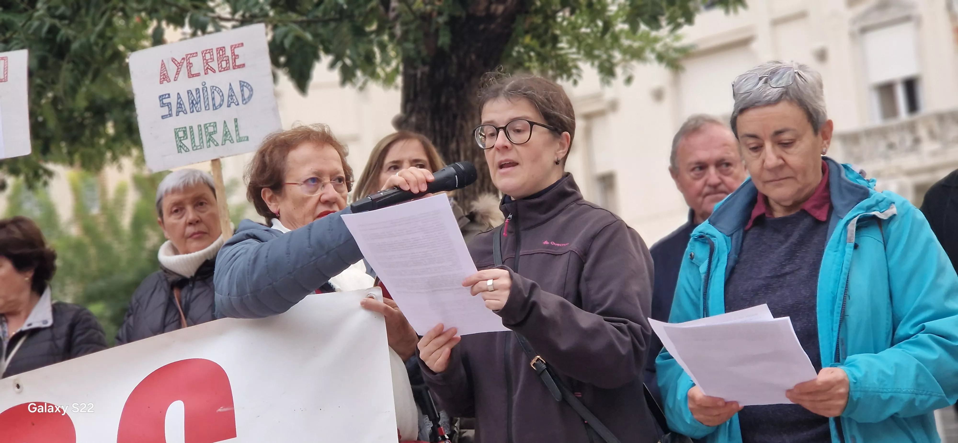  Concentración en Huesca en defensa de la sanidad pública. Foto Myriam Martínez 