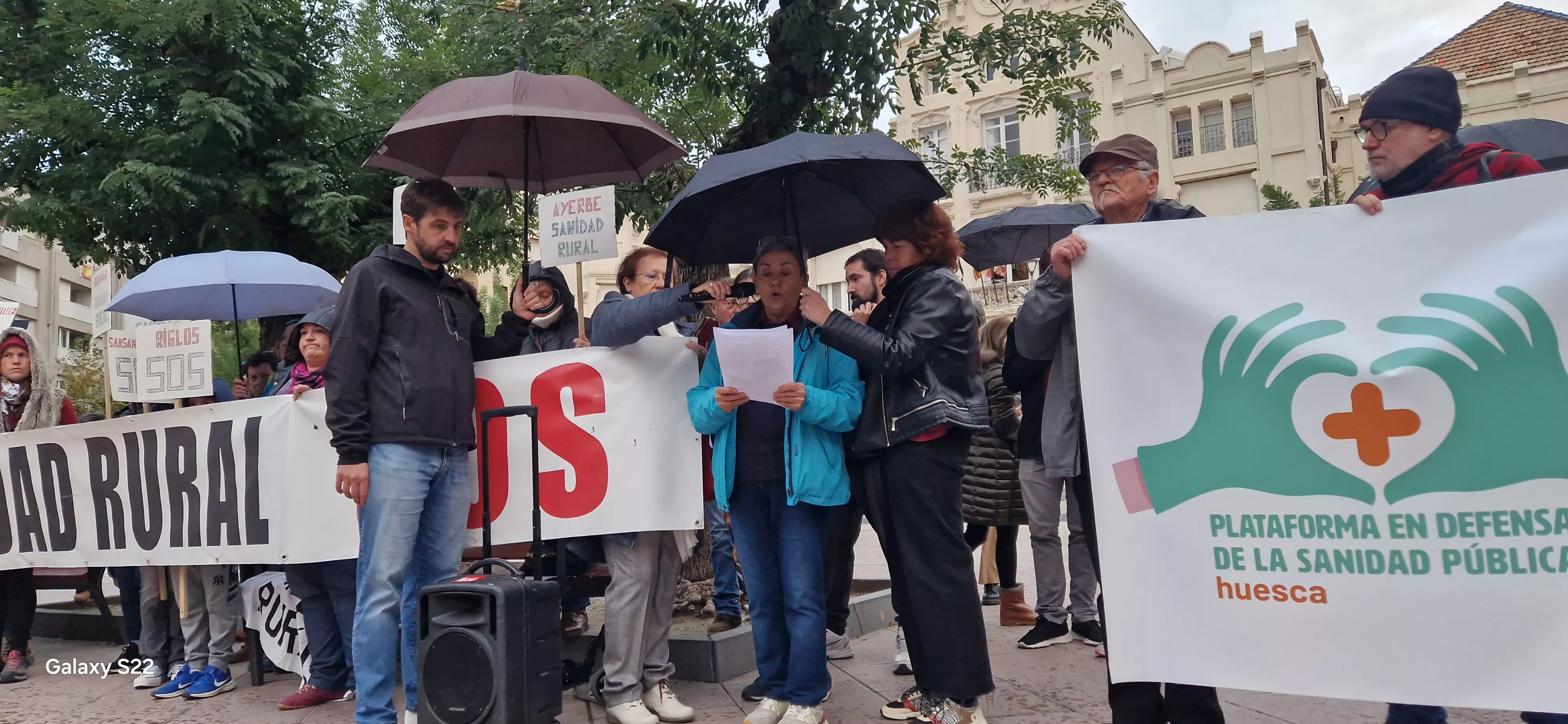  Concentración en Huesca en defensa de la sanidad pública. Foto Myriam Martínez 