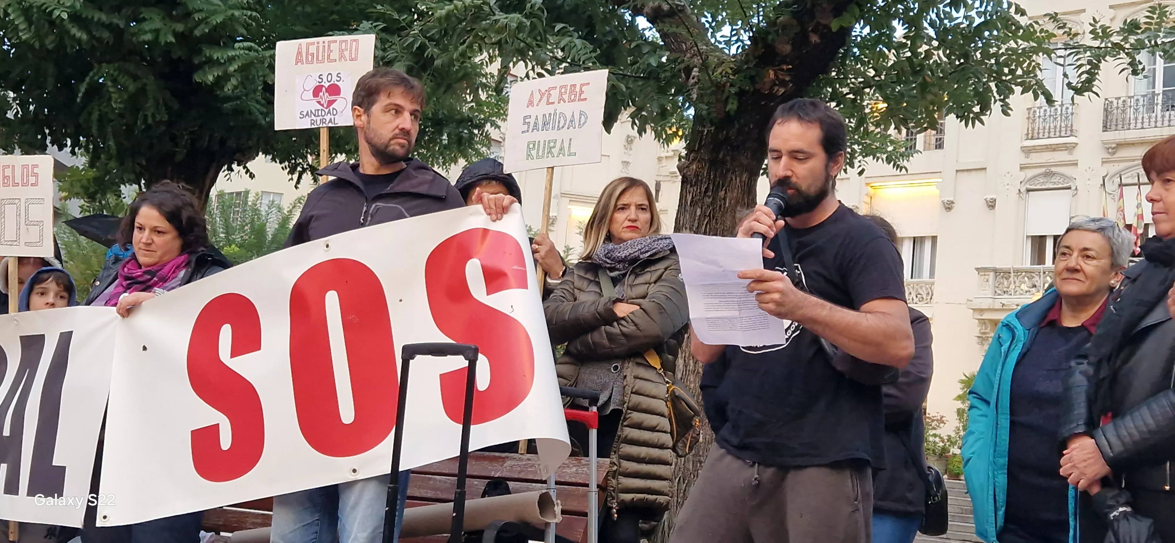  Concentración en Huesca en defensa de la sanidad pública. Foto Myriam Martínez 