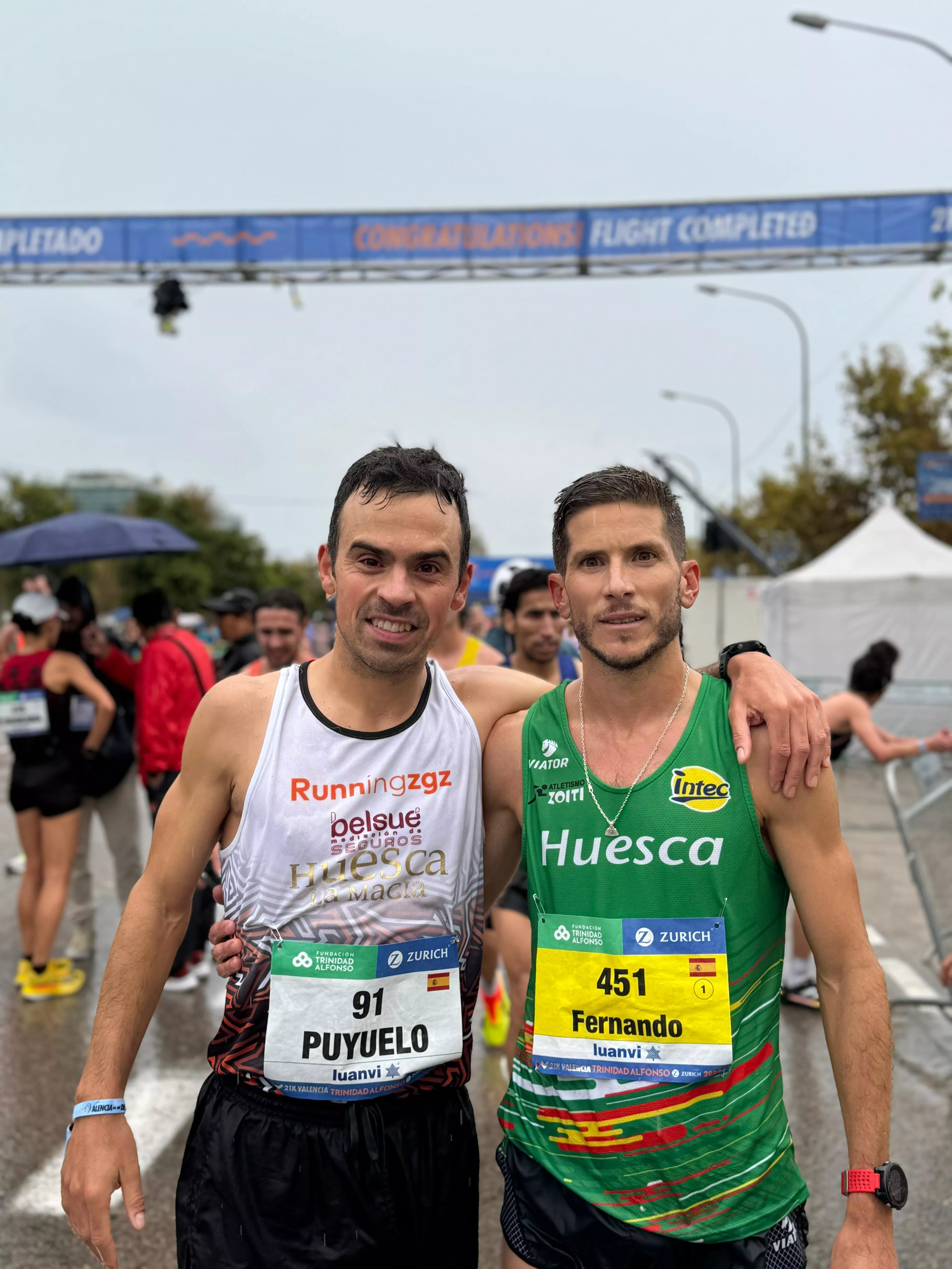 Alberto Puyuelo y Fernando Esperanza, tras la prueba, sin perder la sonrisa.