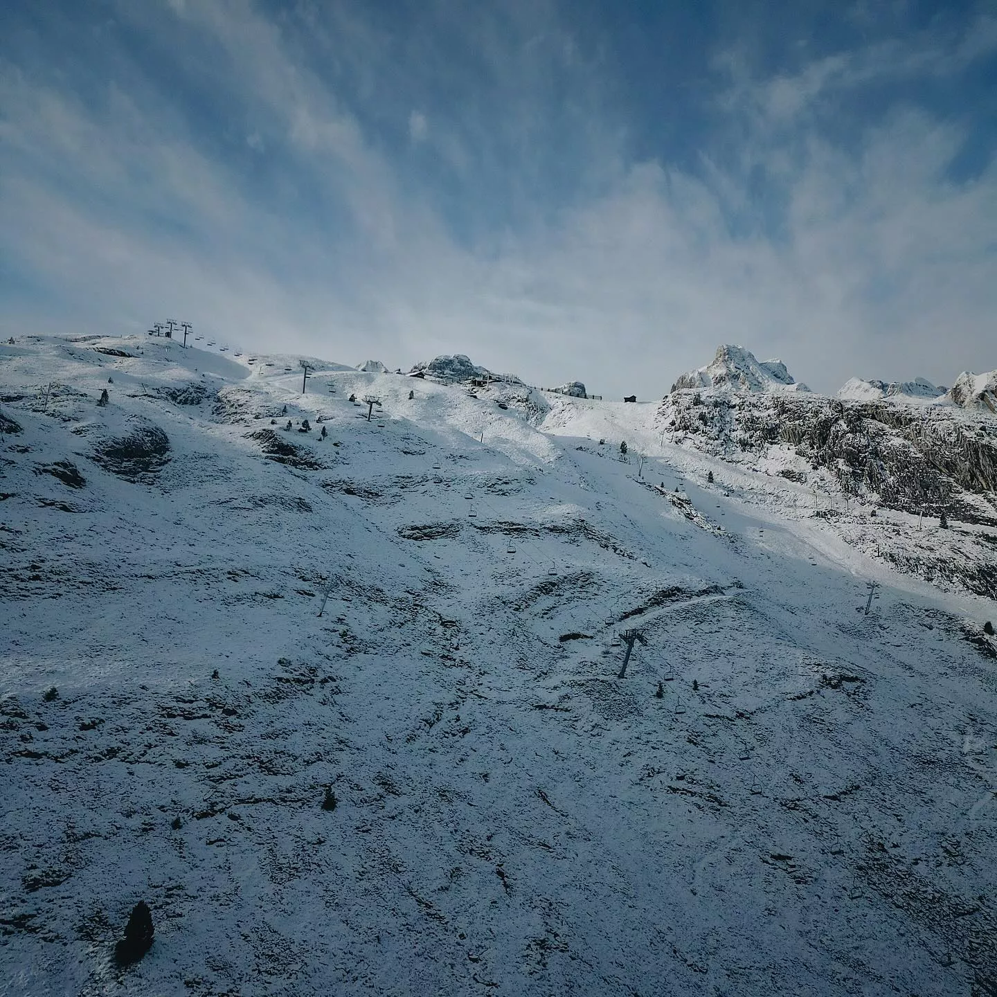 La nieve llega a Candanchú a finales de octubre.