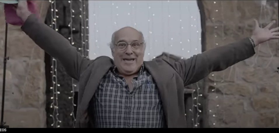 Paco Paricio protagoniza el vídeo de Ilumina Aínsa