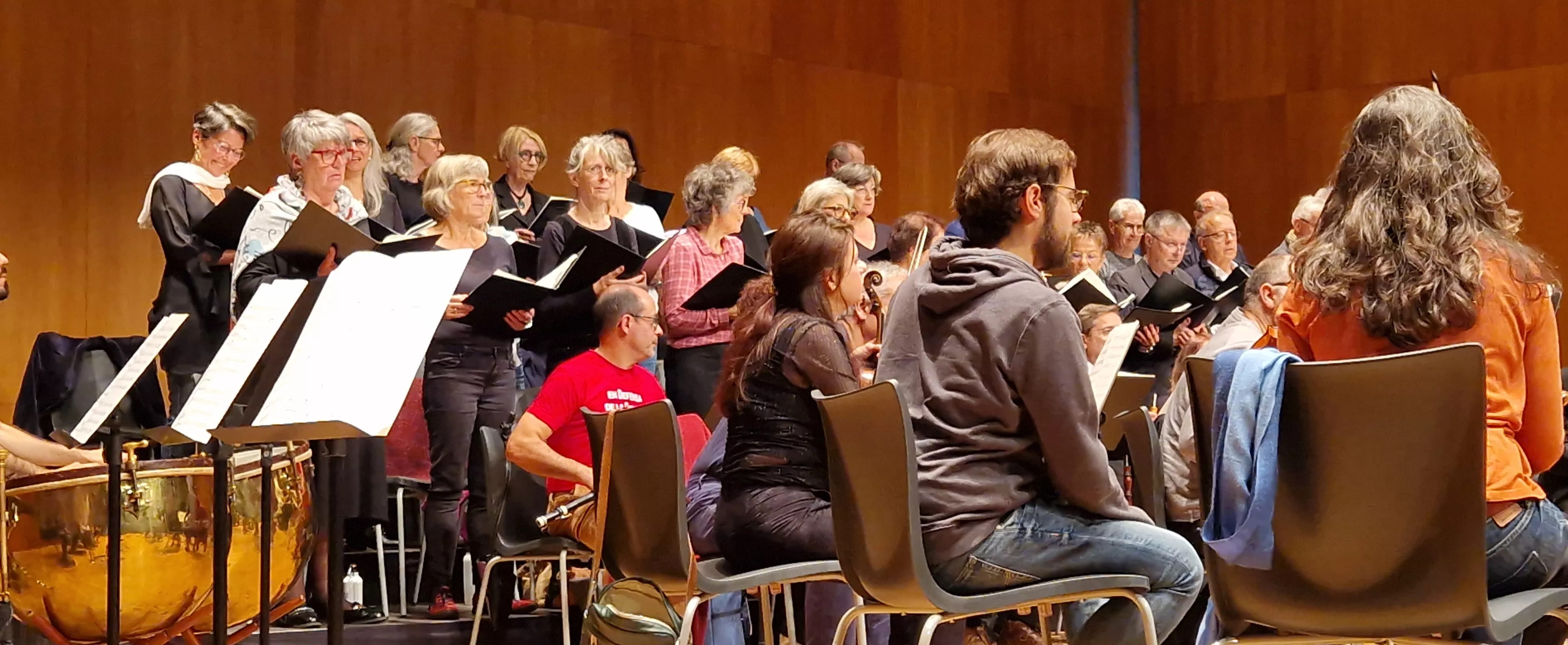 Prueba de sonido del concierto del 60 hermanamiento de Huesca y Tarbes. Foto Myriam Martínez