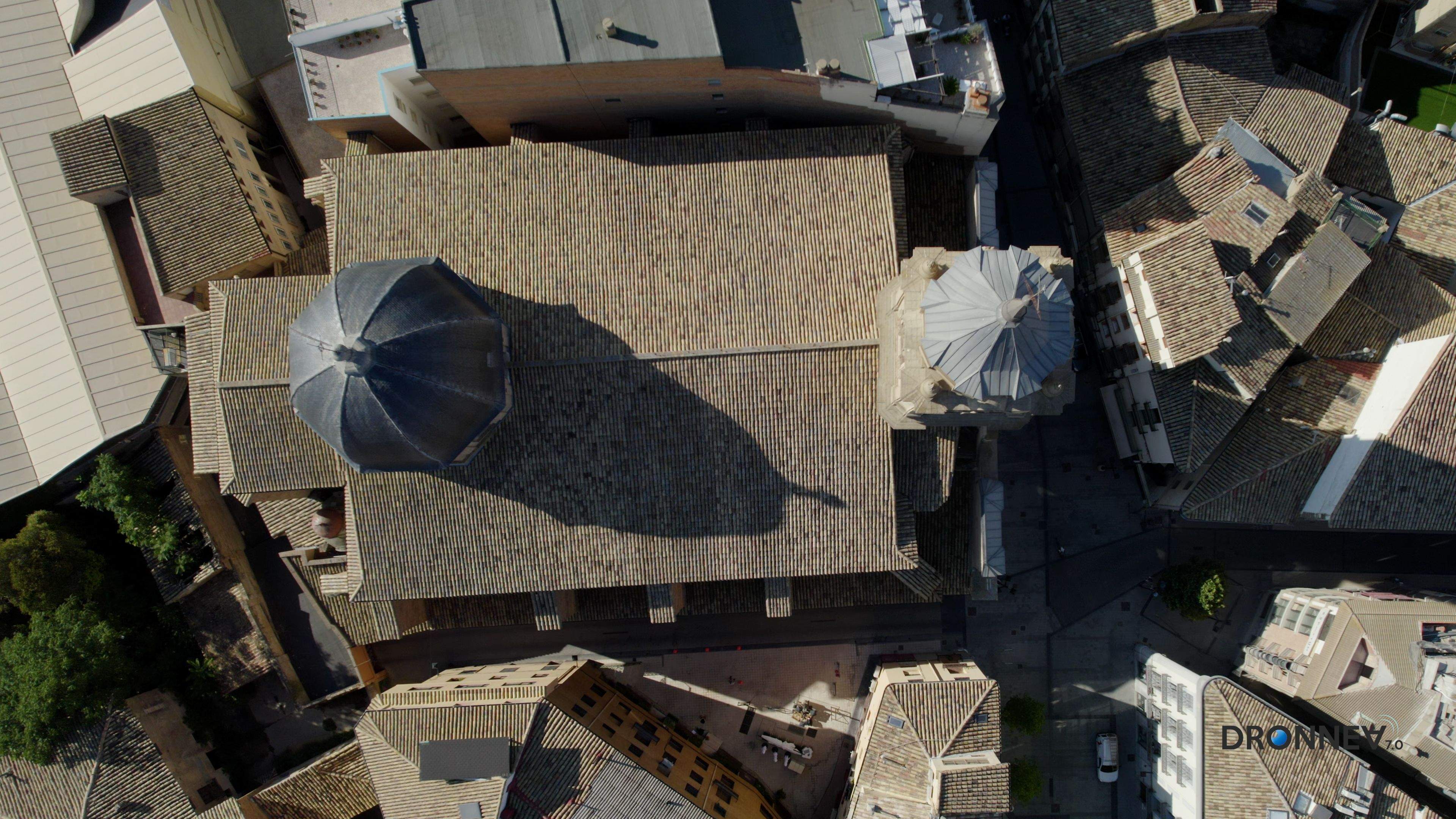 En la urdimbre urbanística, encontramos los resquicios para abrazarnos, para compartir