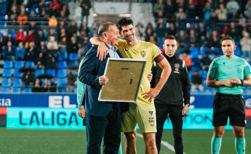 Melero, junto a Lasaosa, ante del Huesca-Almería. 
