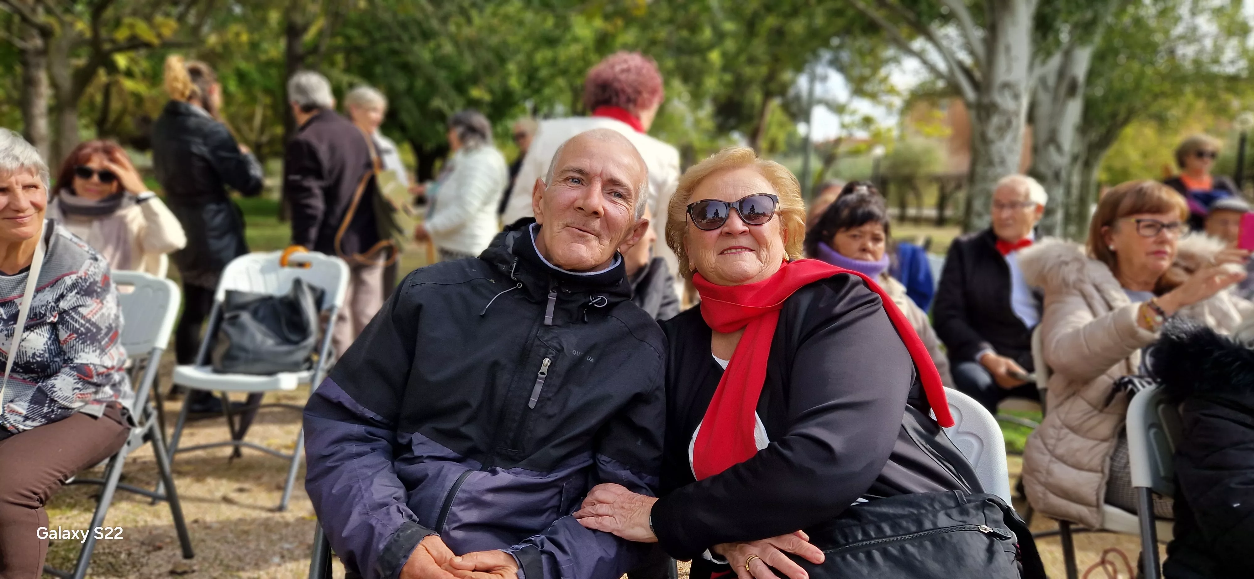 Encuentro de coros para relanzar el parque Joaquín Roig de Huesca. Foto Myriam Martínez
