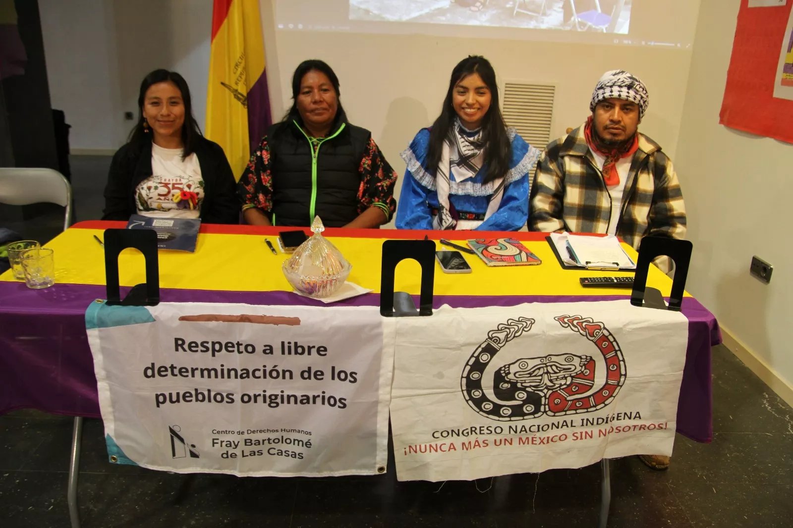 Visita a Huesca de la Fundación Fray Bartolomé de las Casas y el Congreso Nacional Indígena. Foto Carlos Neofato