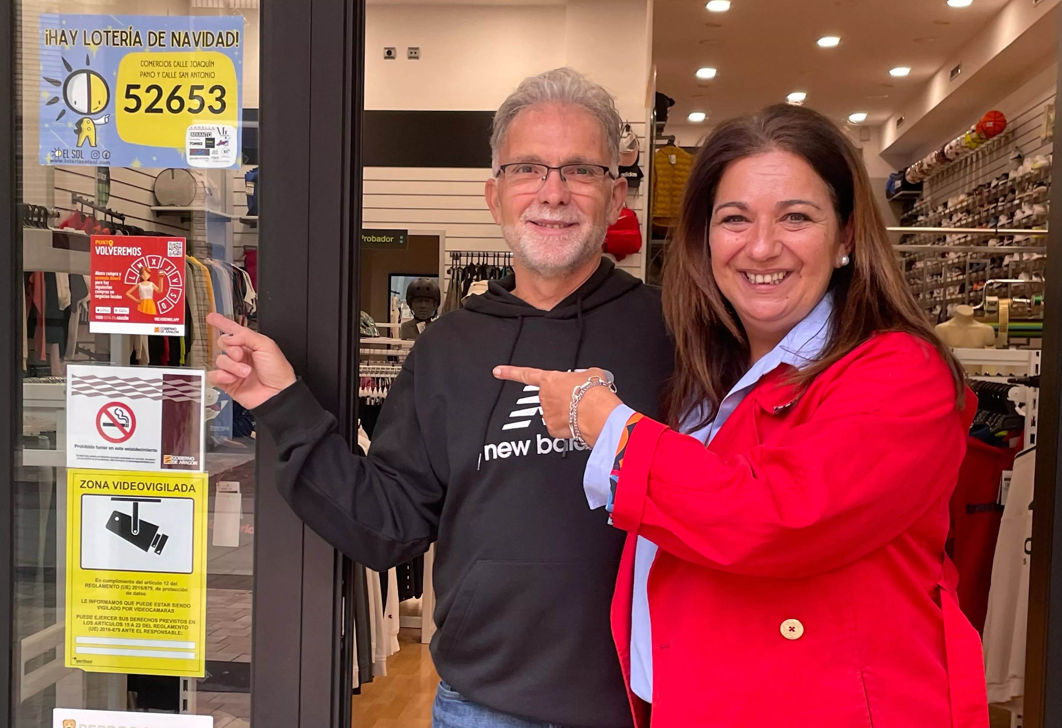 Sonia Bastinos en una tienda que participa en Volveremos