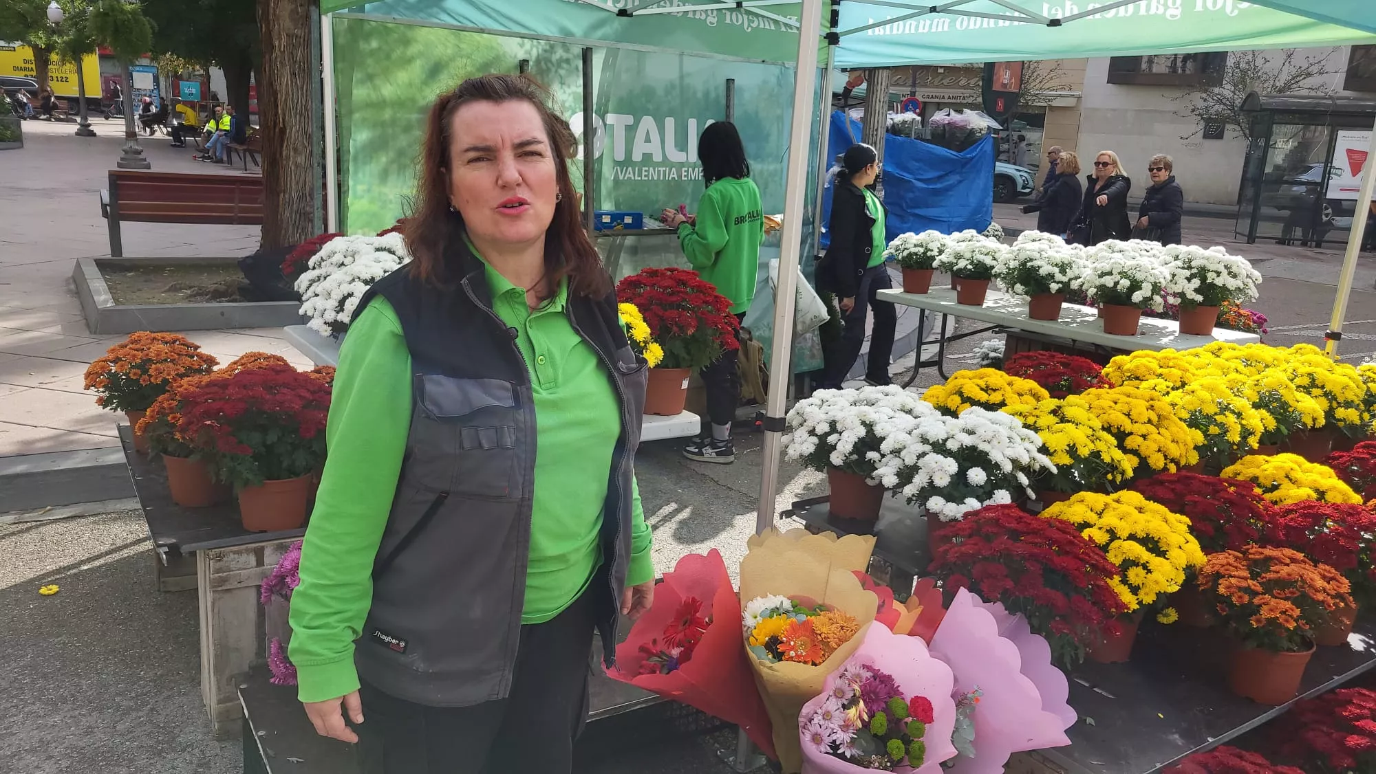 Puestos de flores por Todos los Santos en la Plaza de Navarra