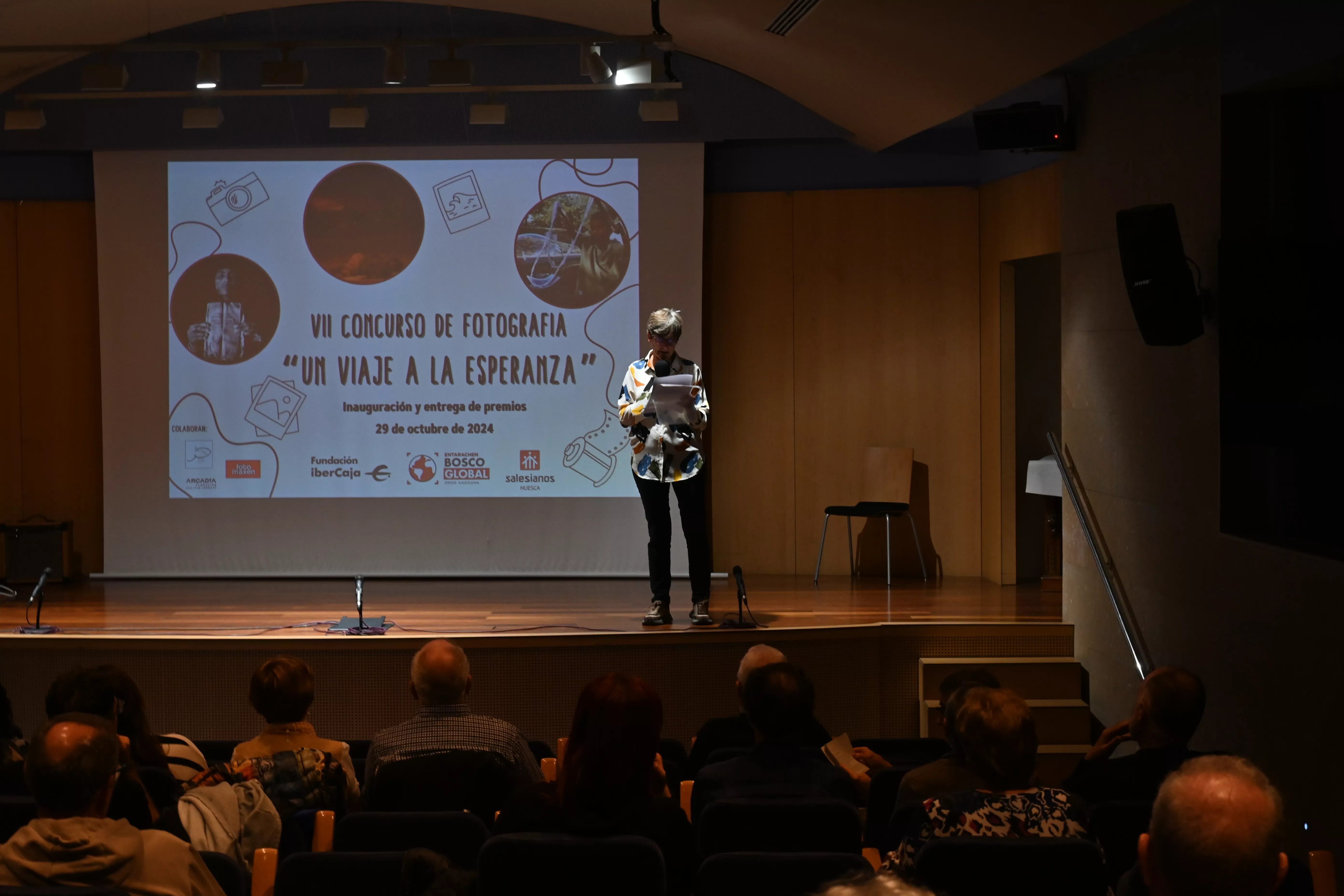 Inauguración de la Muestra Fotográfica Un Viaje a la Esperanza de Entarachen-Bosco Global. Foto Carlos Jalle