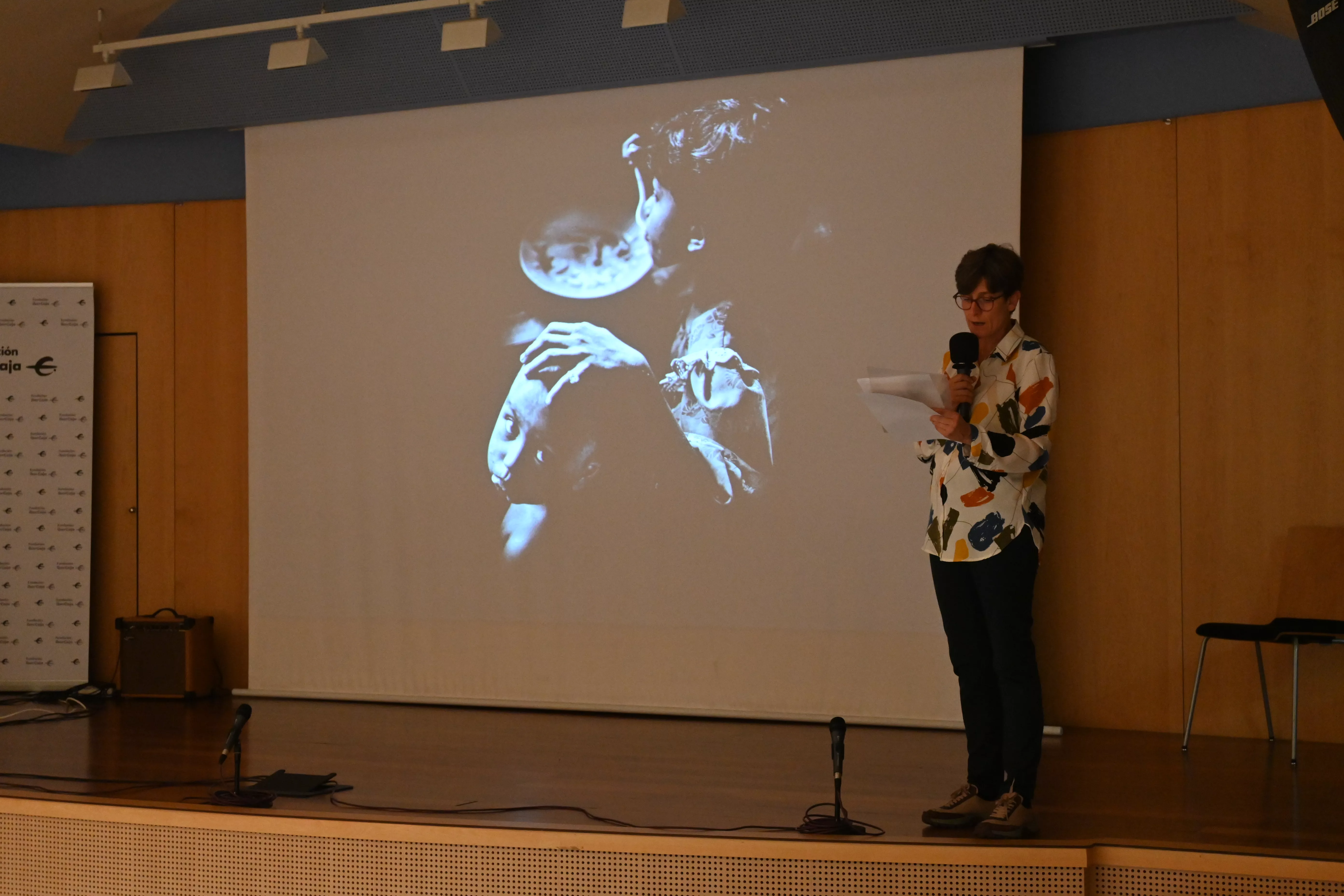 Inauguración de la Muestra Fotográfica Un Viaje a la Esperanza de Entarachen-Bosco Global. Foto Carlos Jalle