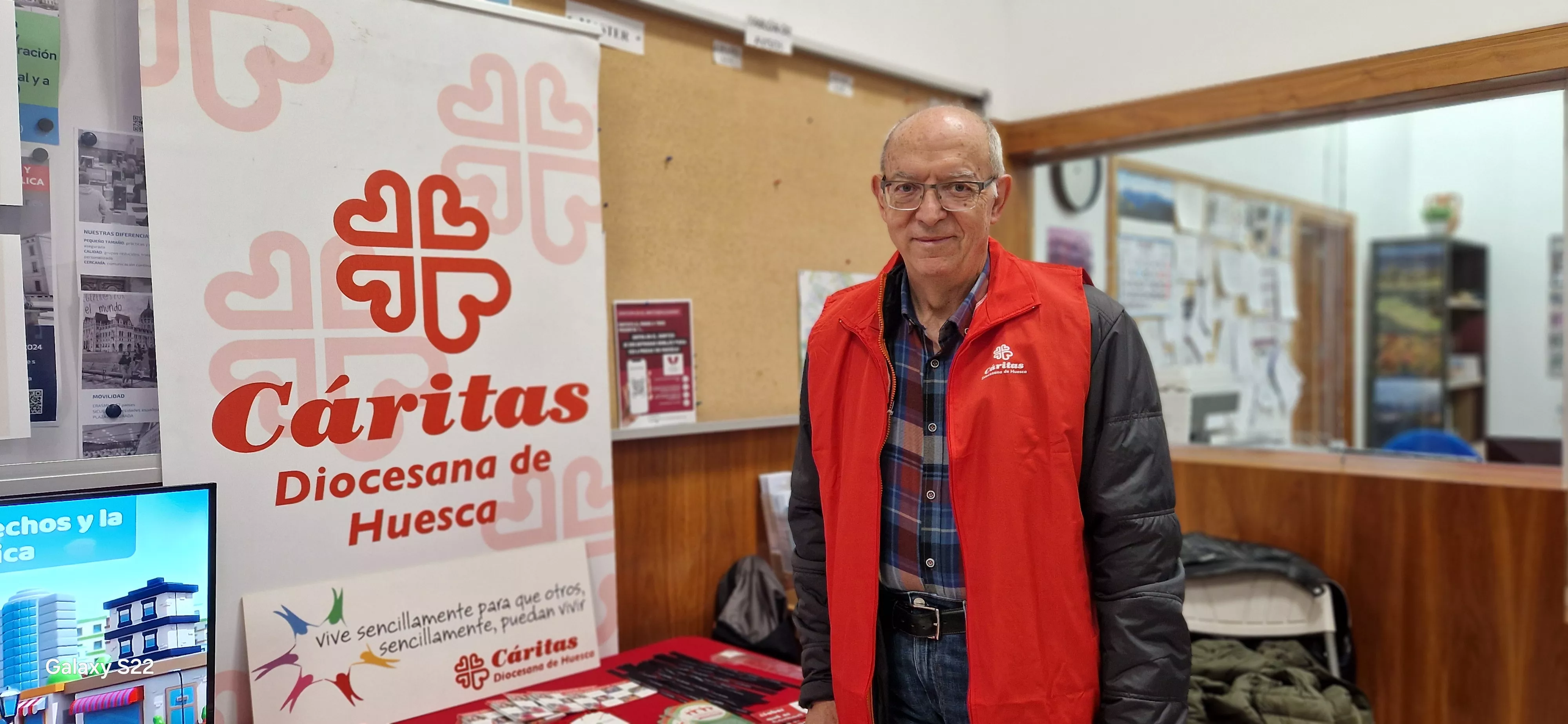 José Antonio Acerete, voluntario de Cáritas. Foto Myriam Martínez
