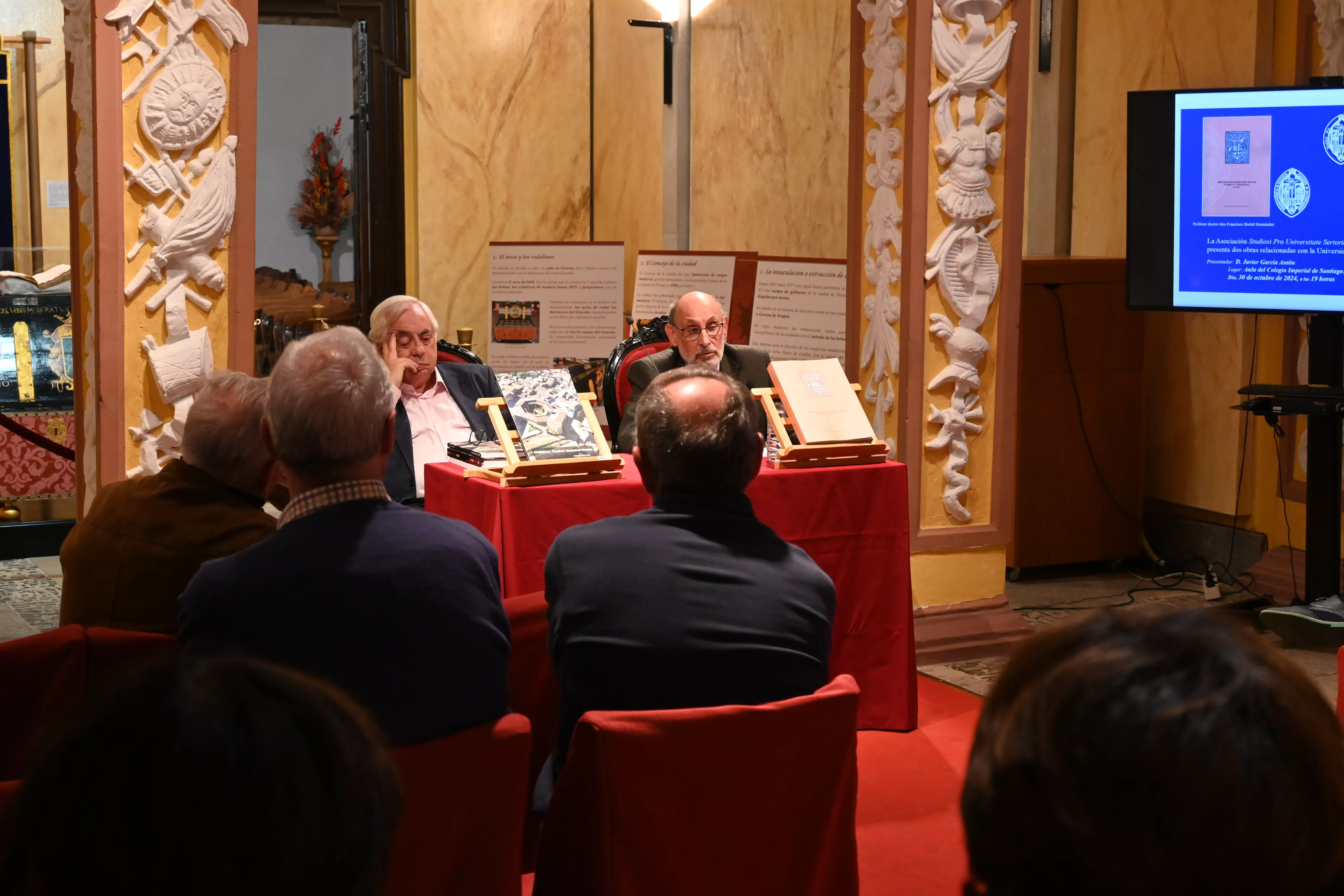 Presentación de los libros de Antonio Naval Mas y Francisco Bartol. Foto Carlos Jalle